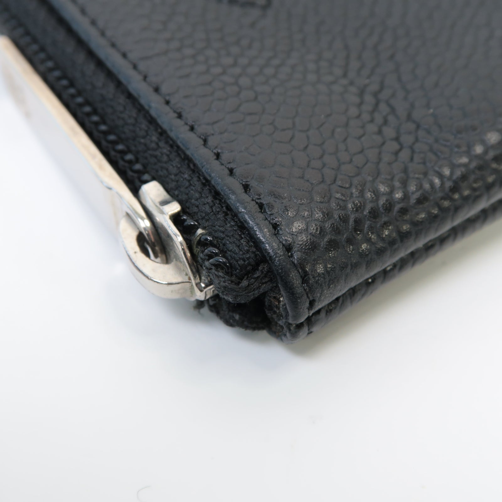 CHANEL Caviar皮革Coin Case銀扣零錢包黒色