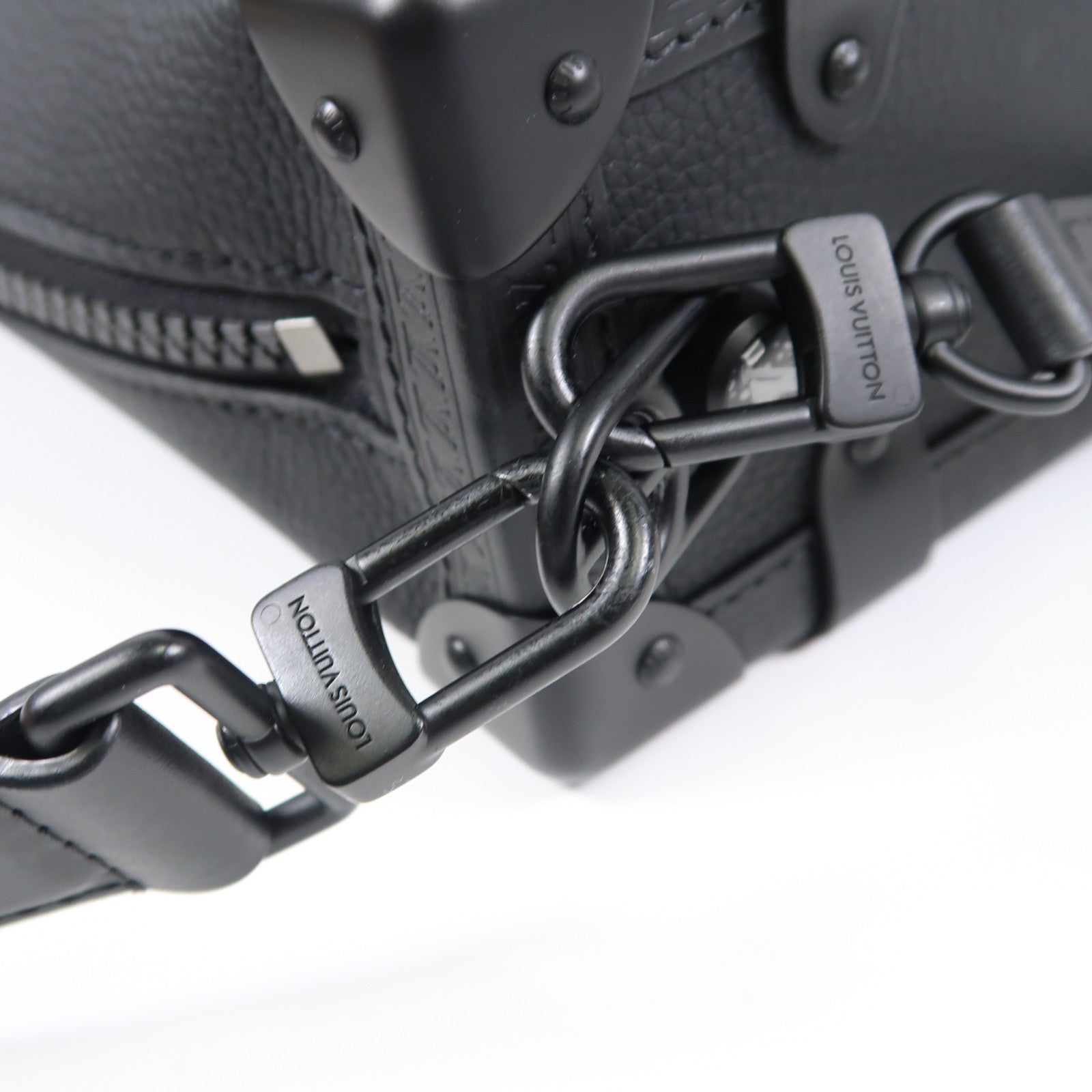 LOUIS VUITTON 牛皮皮革Side Trunk MM黑扣手挽肩背兩用袋
