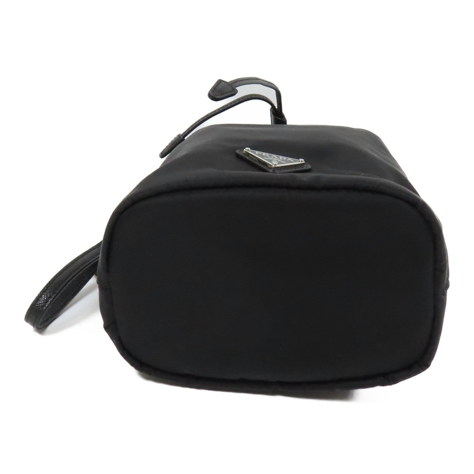 PRADA 尼龍Re-Nylon pouch銀扣手拿包