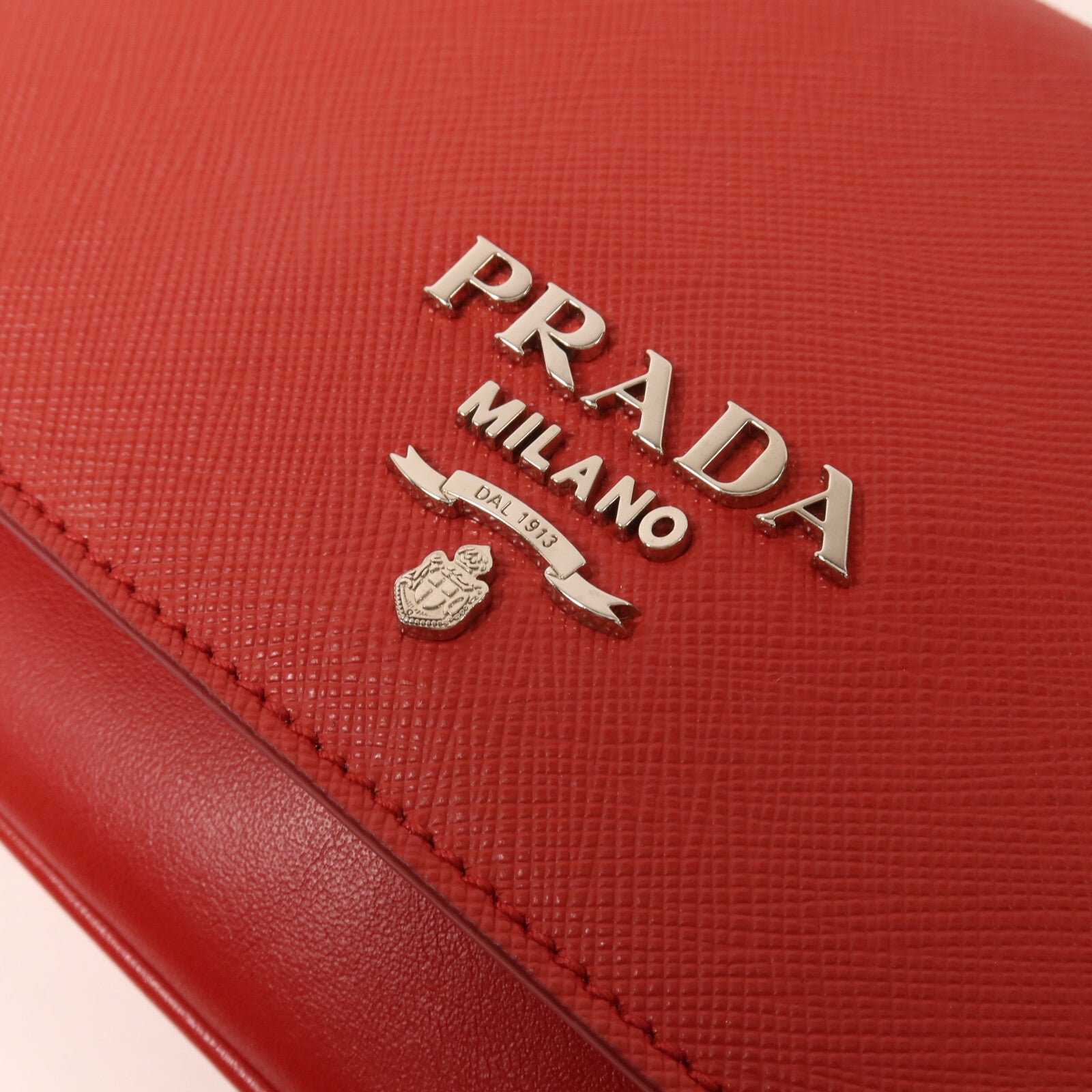 PRADA 牛皮皮革Chain Shoulder Bag鏈帶肩背袋