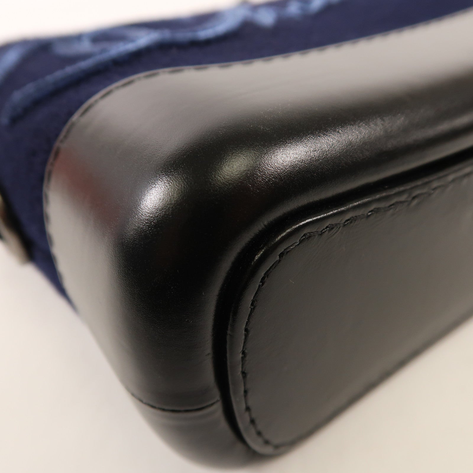 CHANEL 羊毛/皮革Gabrielle Small鏈帶肩背袋