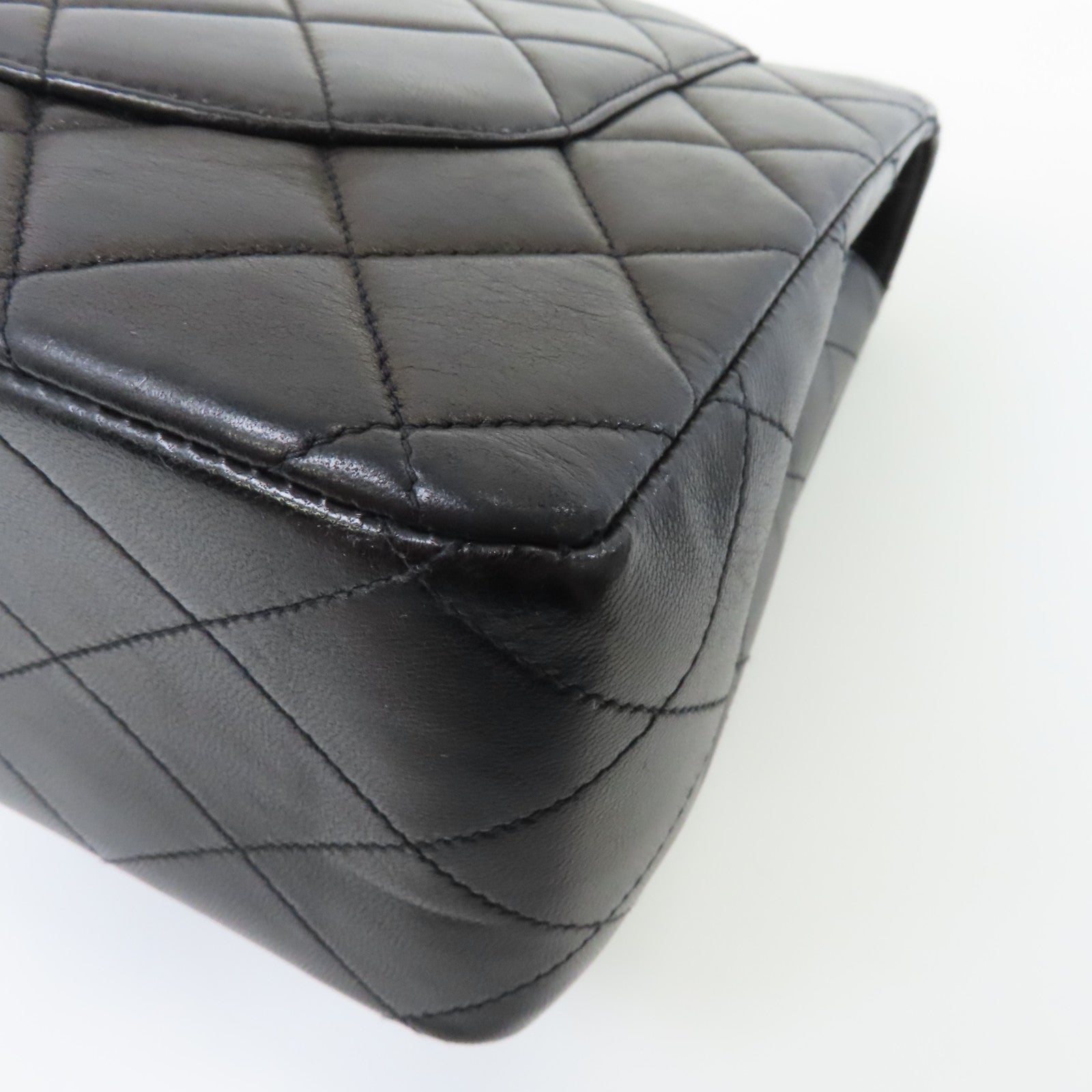 CHANEL 菱格牛皮皮革Chain Shoulder Bag金扣鏈帶肩背袋黑色