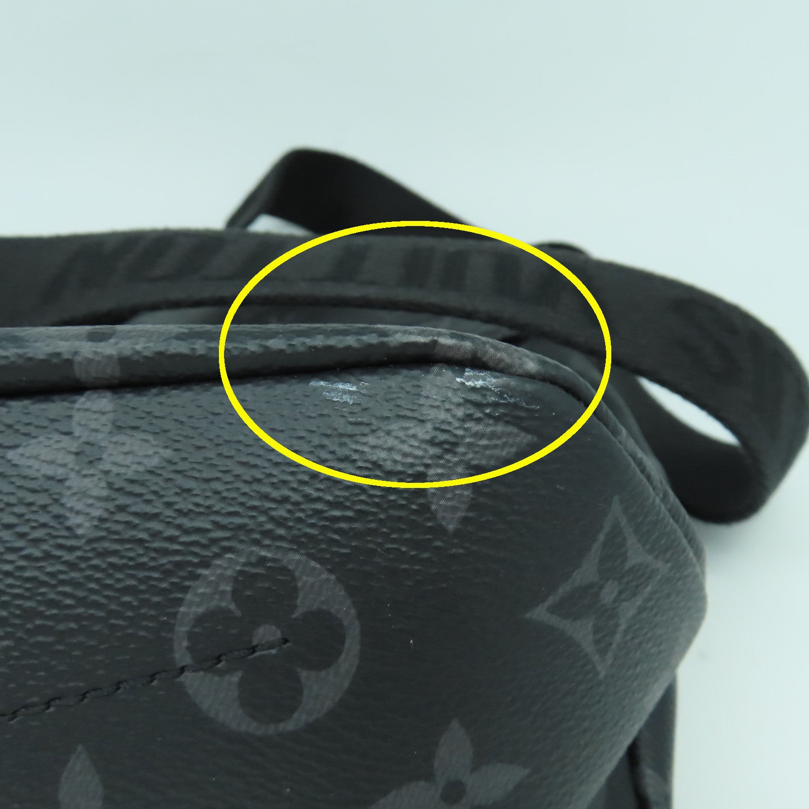 LOUIS VUITTON Monogram Eclipse BESACE ZIPEE銀扣肩背袋黑色