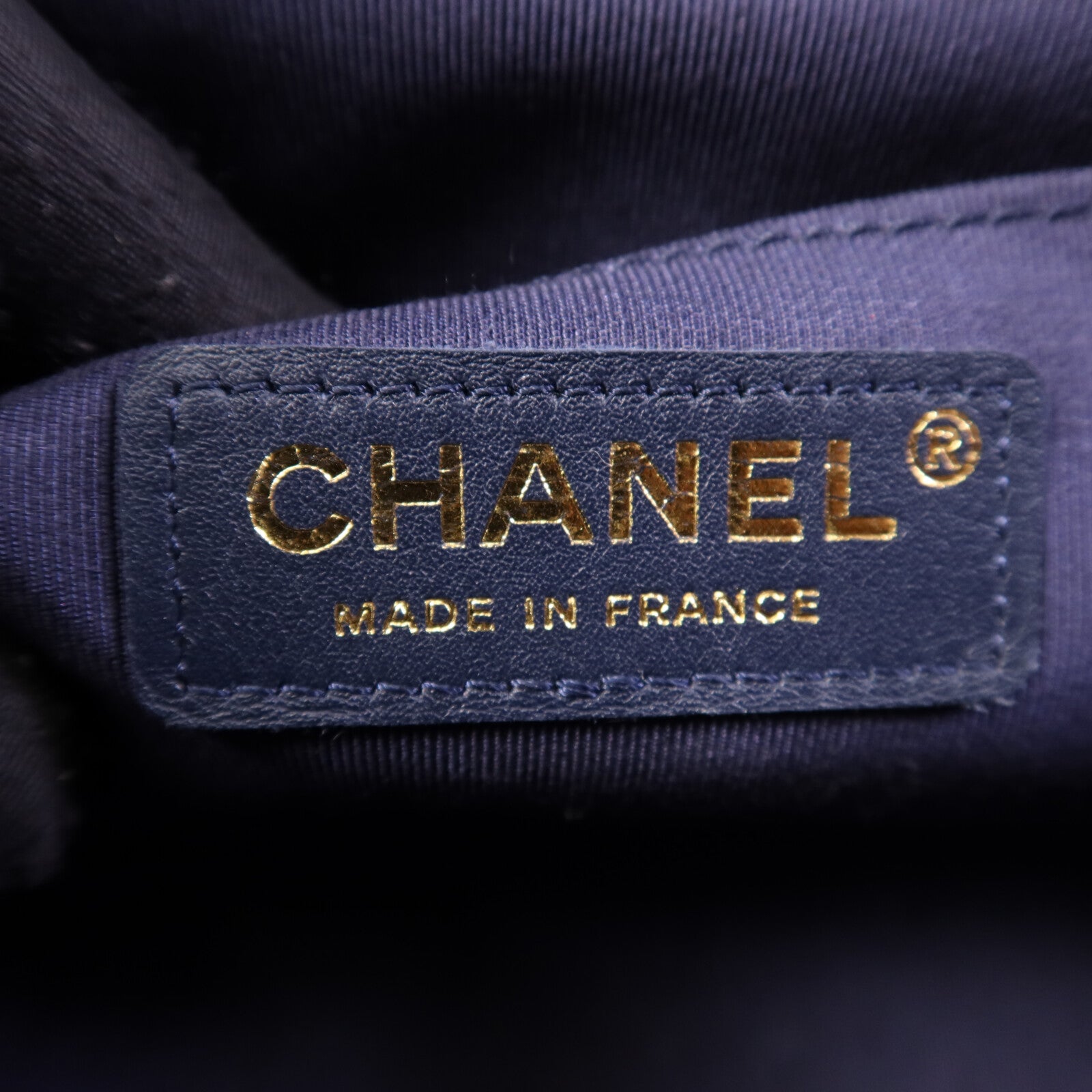 CHANEL 羊皮皮革Boy 25金扣鏈帶肩背袋