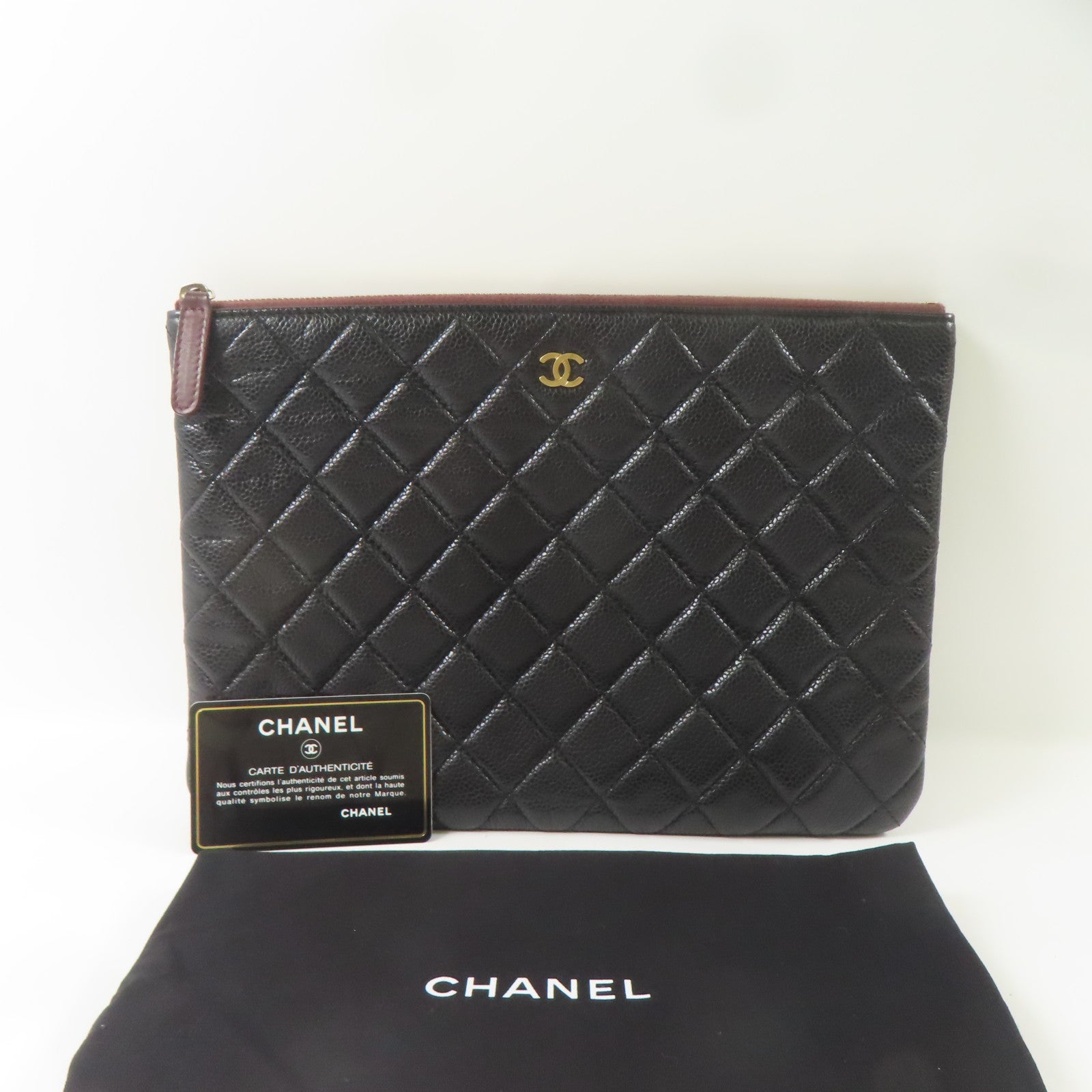 CHANEL 牛皮皮革Pouch金扣手拿包黑色/棕色
