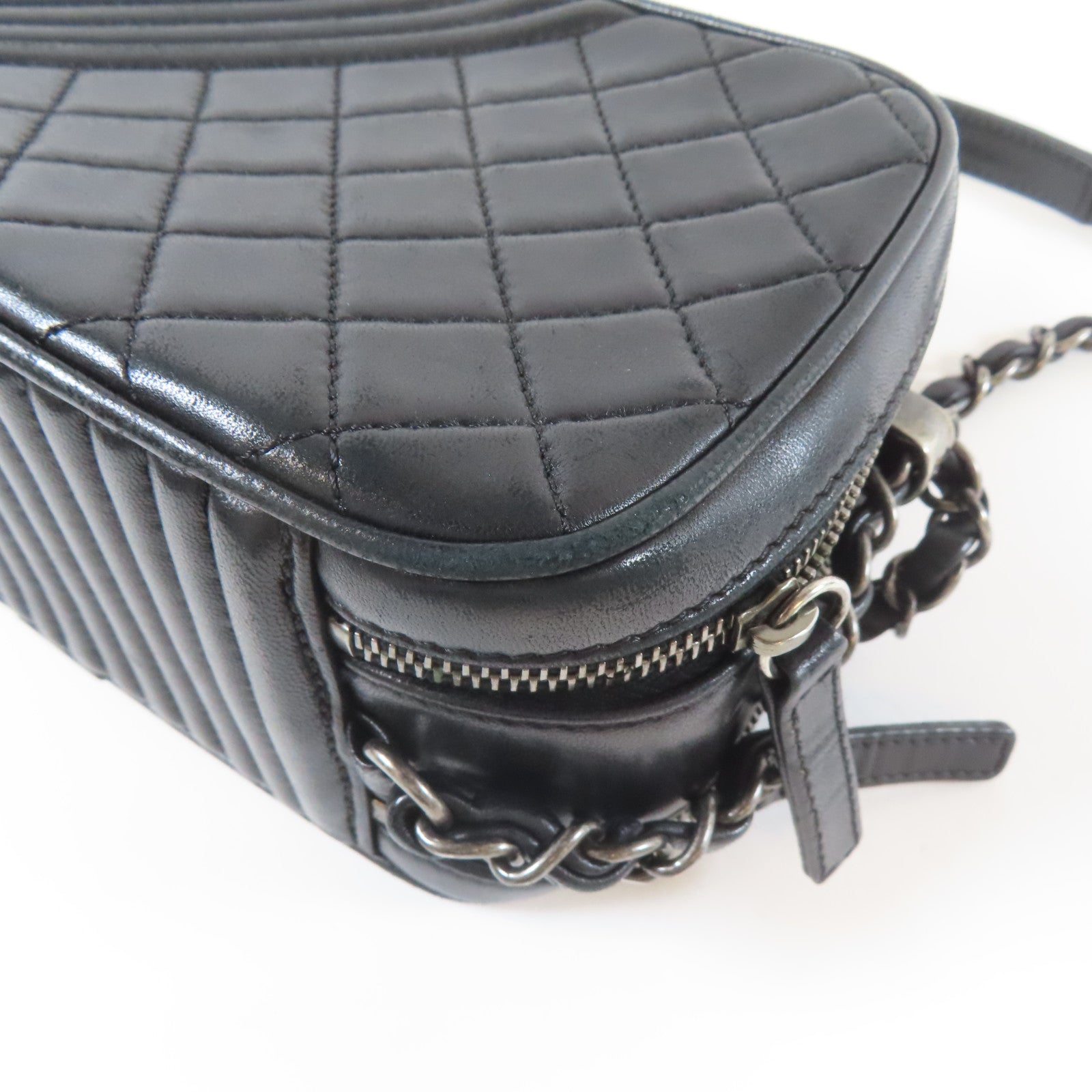CHANEL 【激減優惠】菱格/斜紋牛皮皮革Chain Shoulder銀扣鏈帶肩背袋黑色
