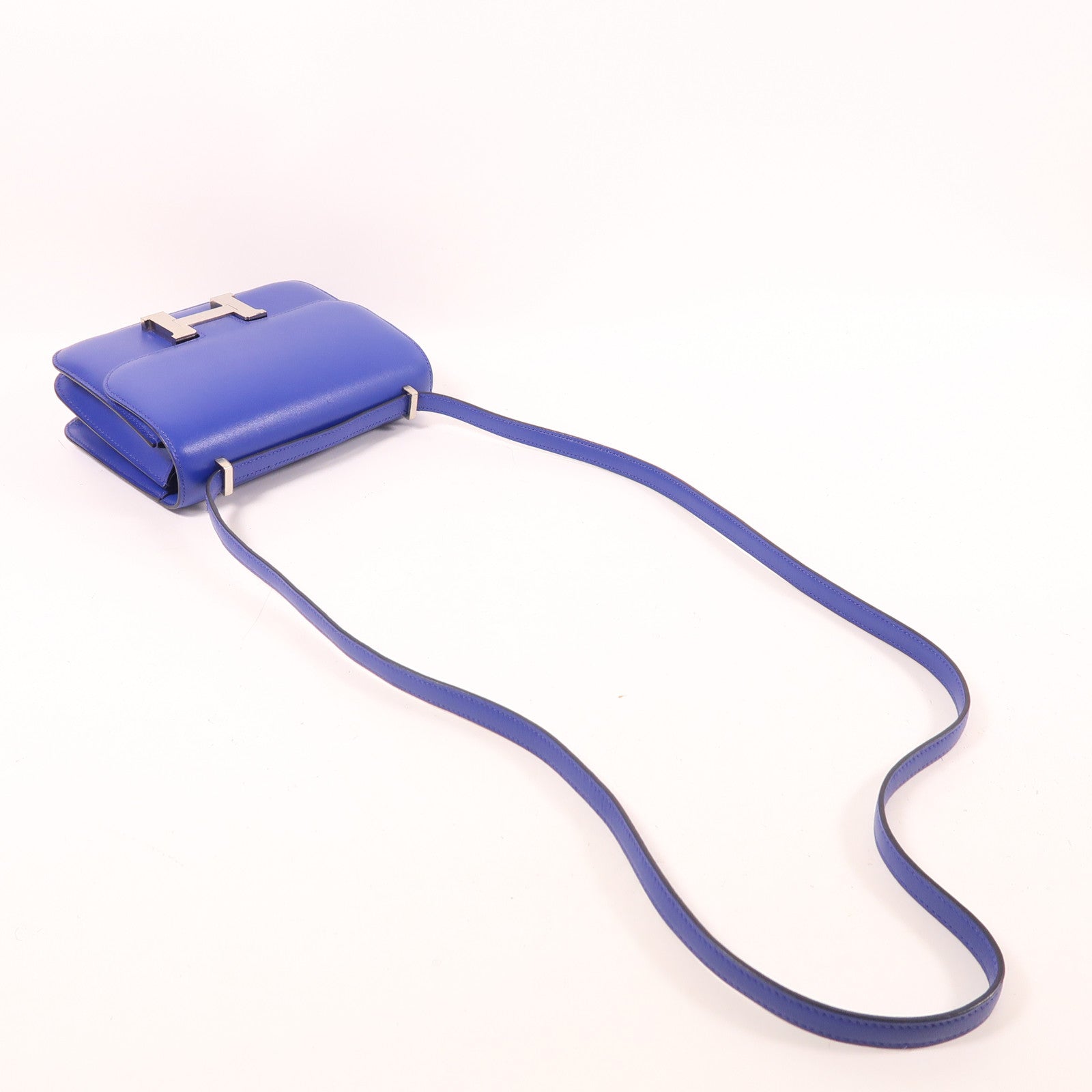 HERMES Swift皮革Constance Mini銀扣肩背袋Blue