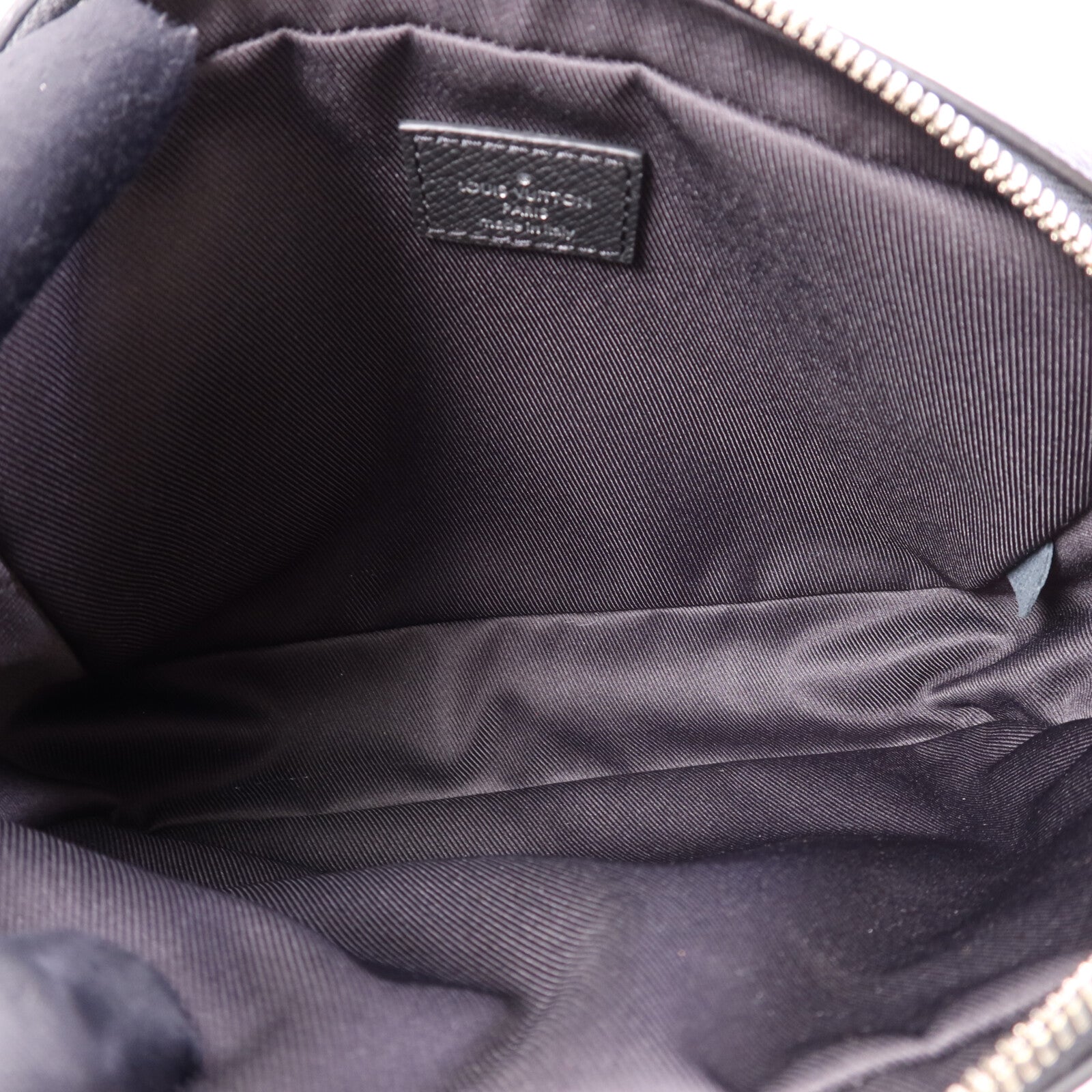 LOUIS VUITTON Monogram Eclipse Outdoor PM銀扣肩背袋