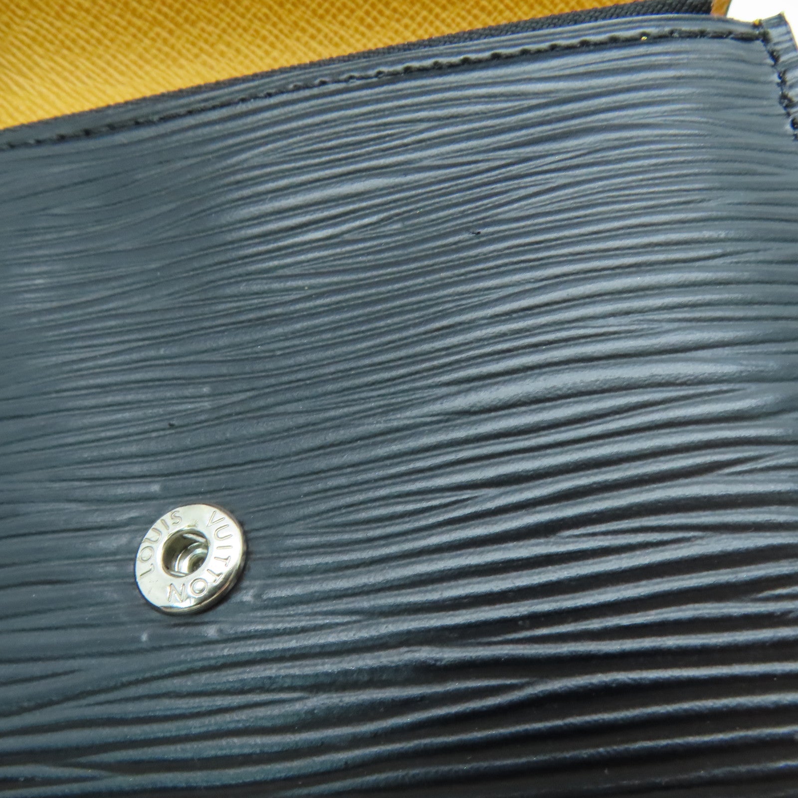 LOUIS VUITTON Epi Grenelle Wallet银扣钱包黑色