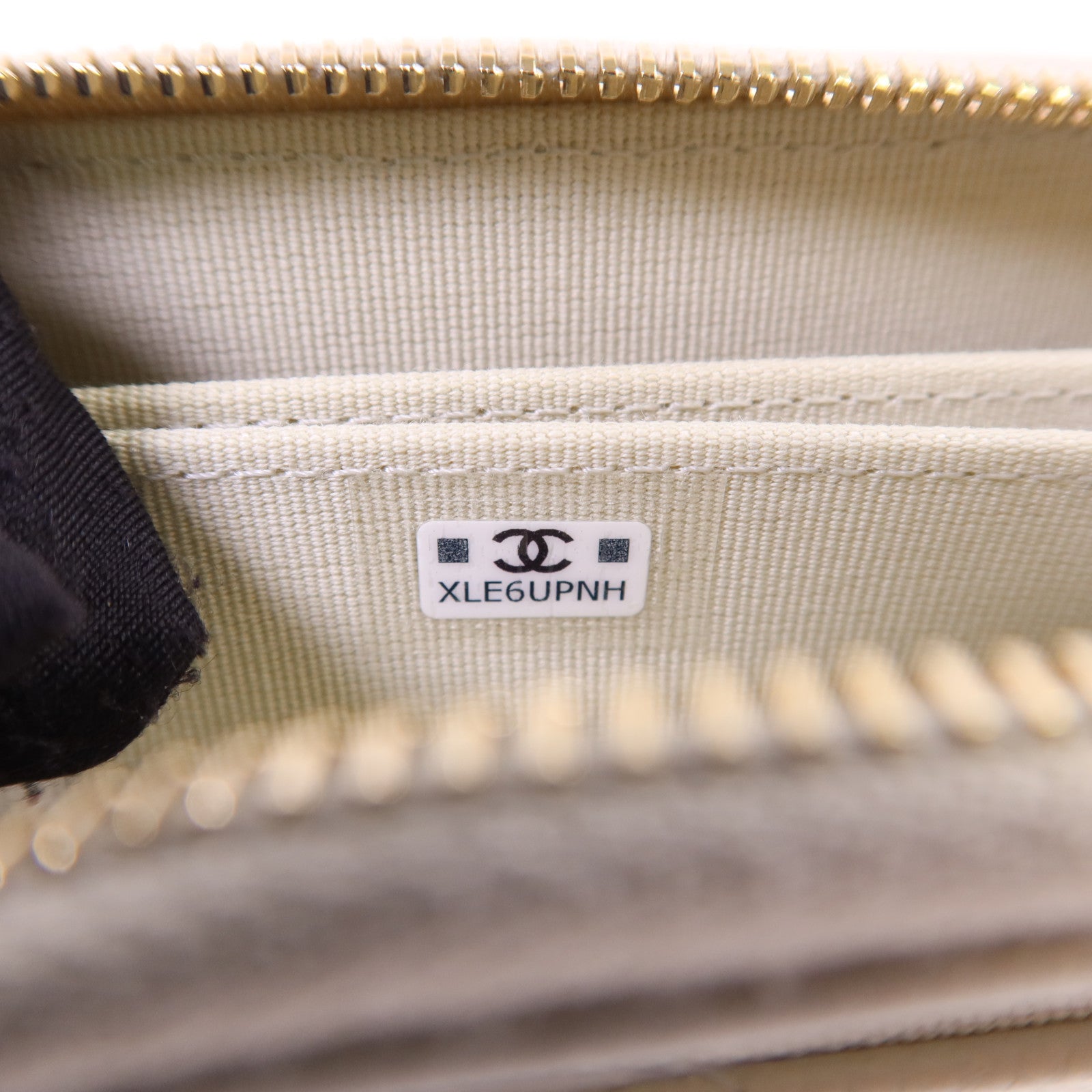 CHANEL 牛皮皮革Coin Case金扣零錢包