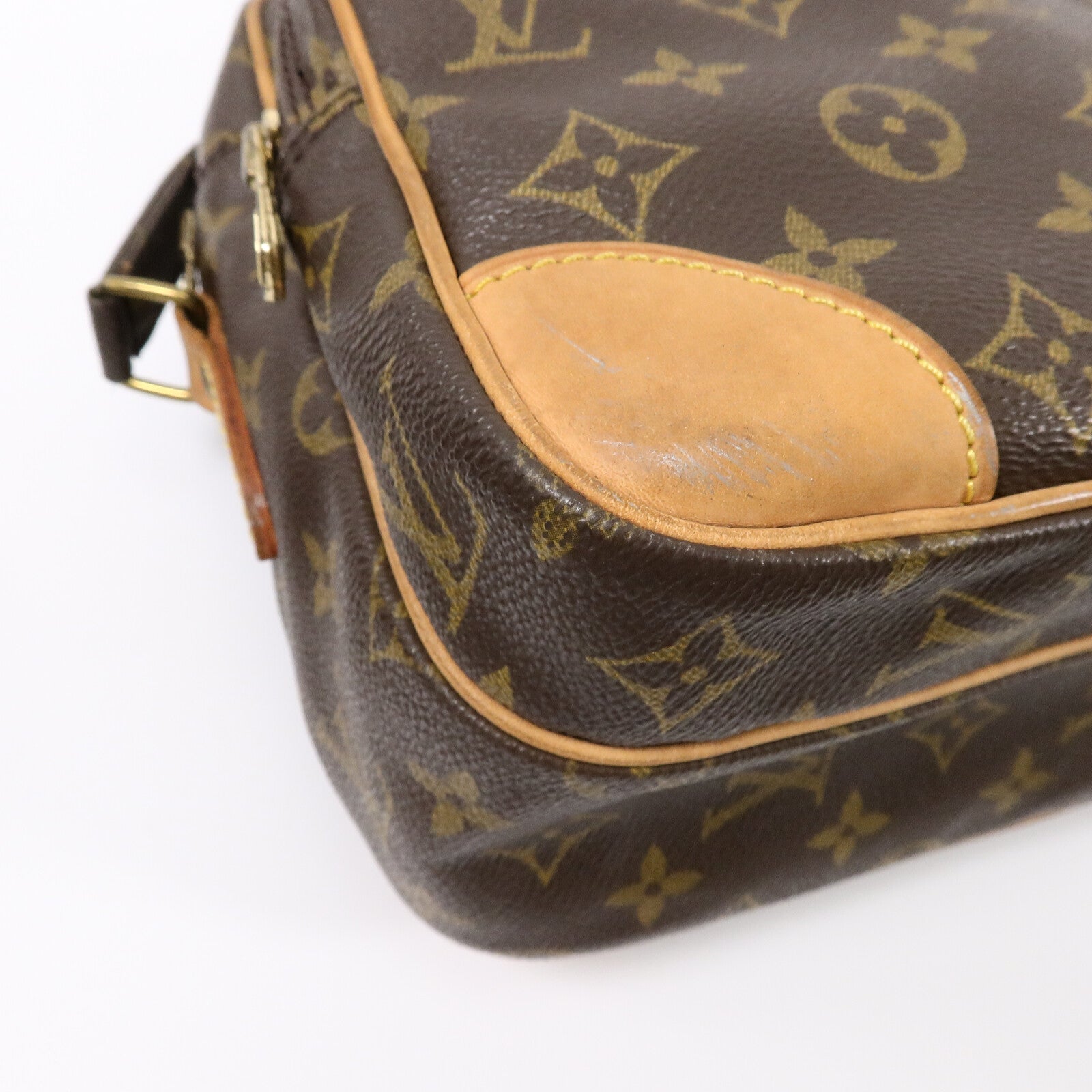 LOUIS VUITTON 【激減優惠】Monogram Nile肩背袋