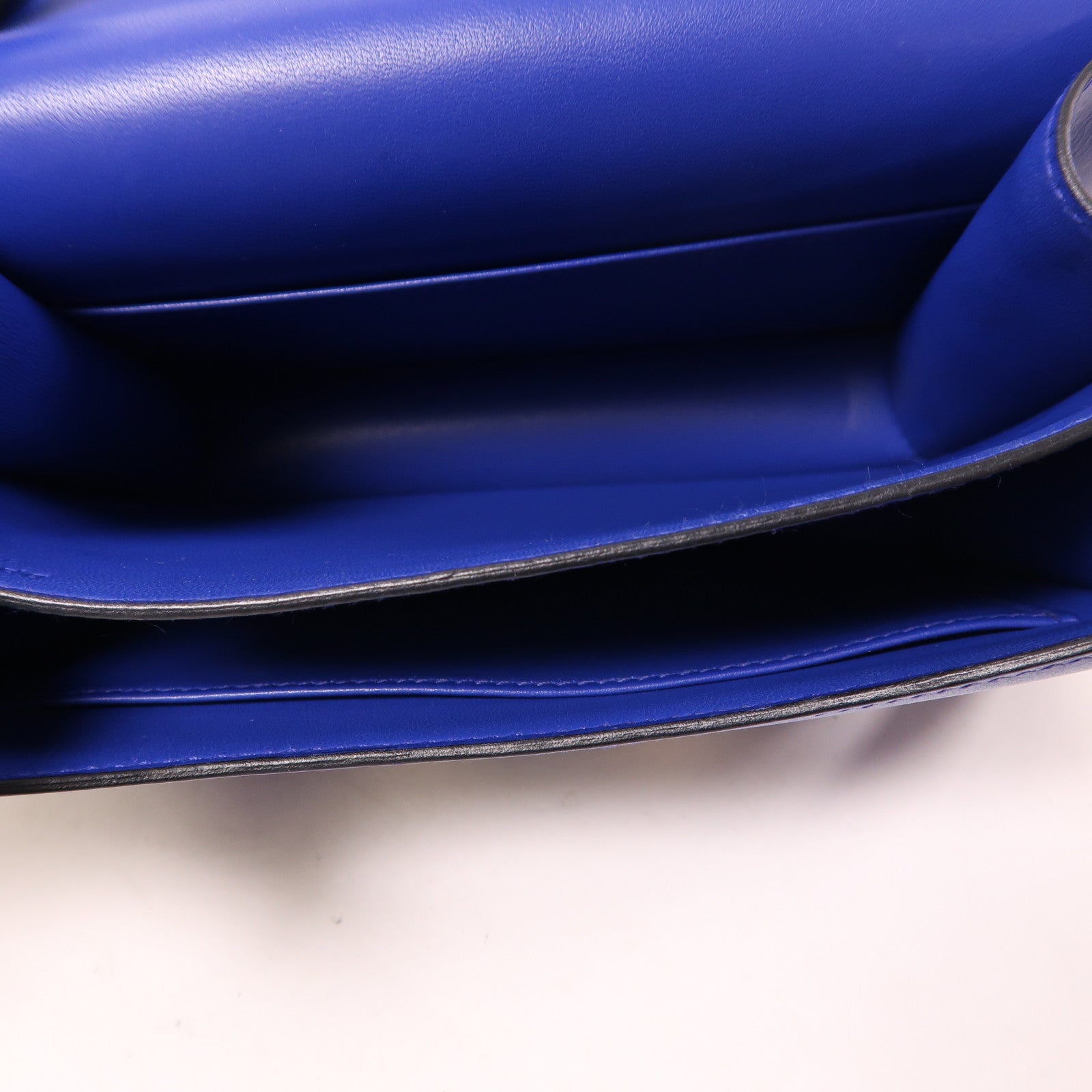 HERMES Swift皮革Constance Mini銀扣肩背袋Blue