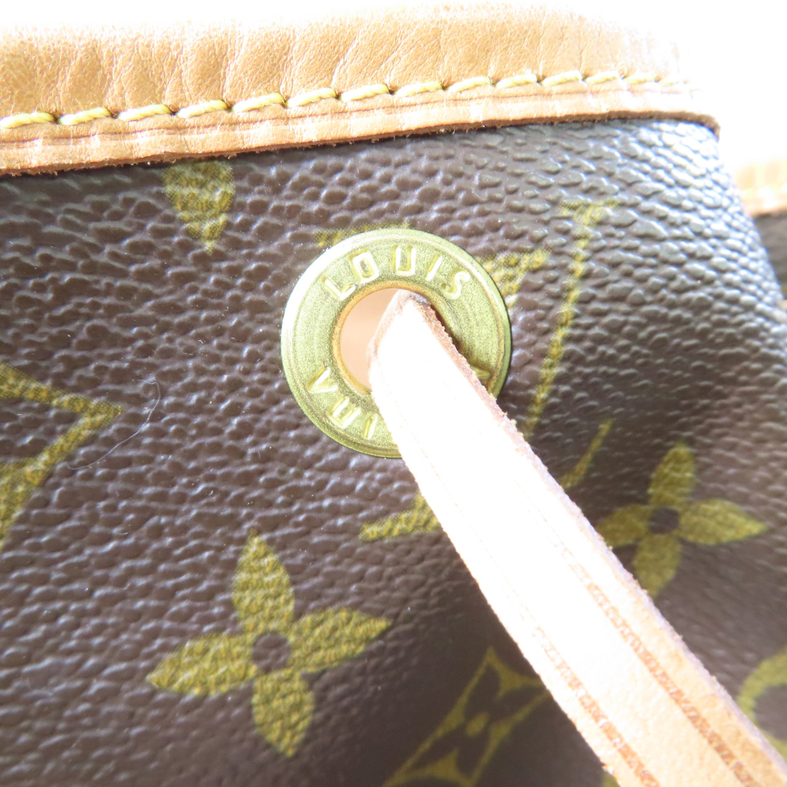 LOUIS VUITTON Monogram Montsouris MM金扣背包啡色