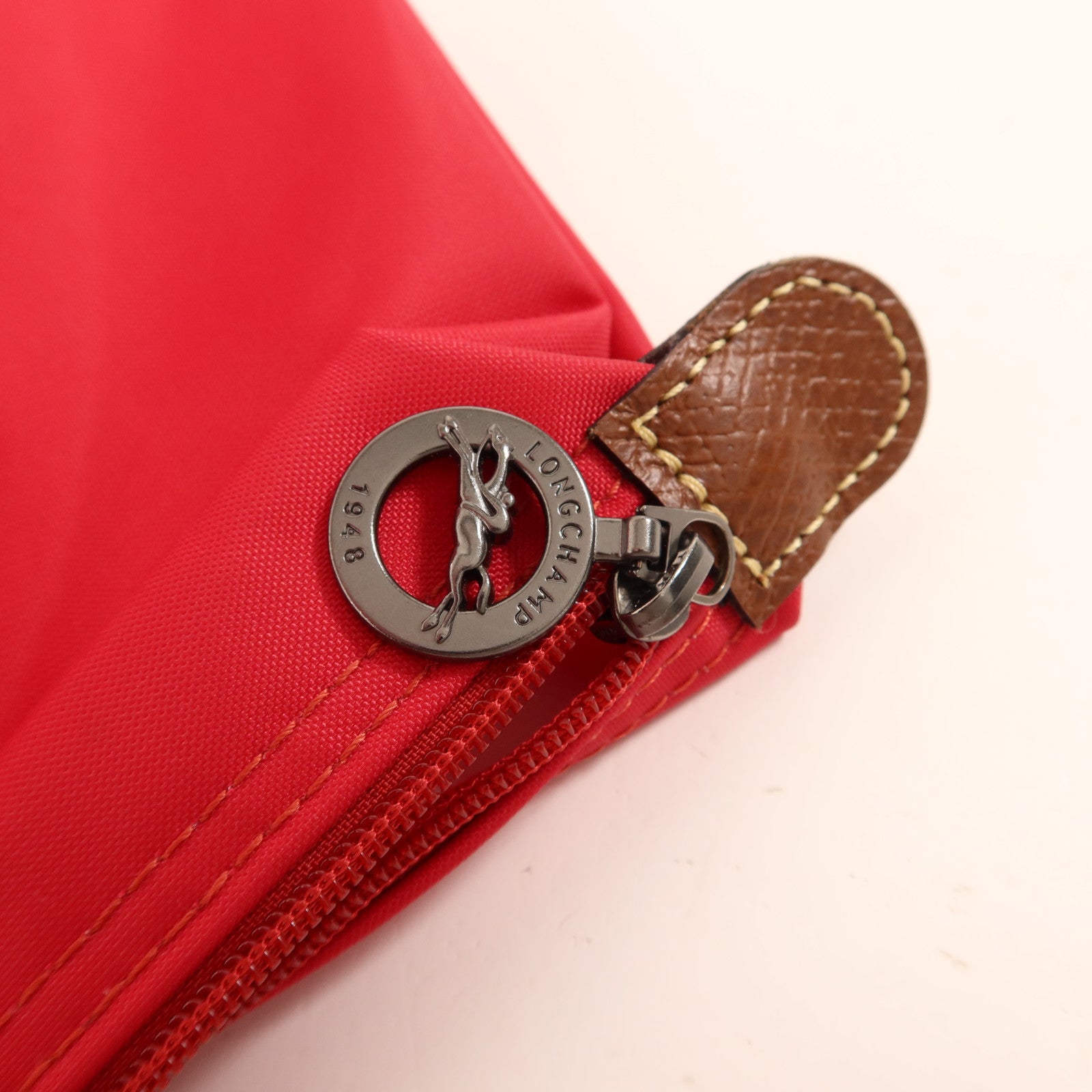 尼龍Totebag金扣手挽袋
