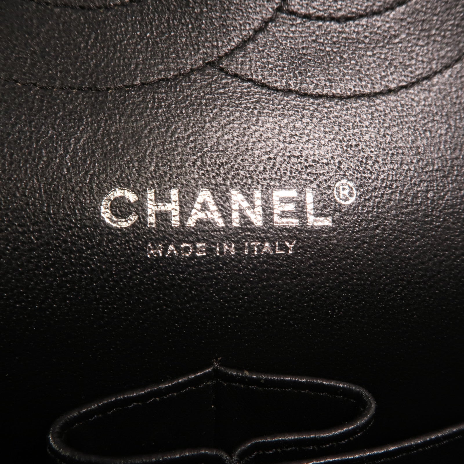 CHANEL 漆皮皮革Large Classic銀扣鏈帶肩背袋