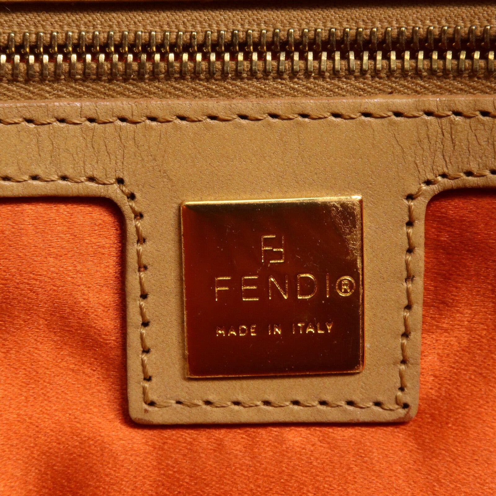 FENDI 羊毛Baguette Knit Bag肩背袋