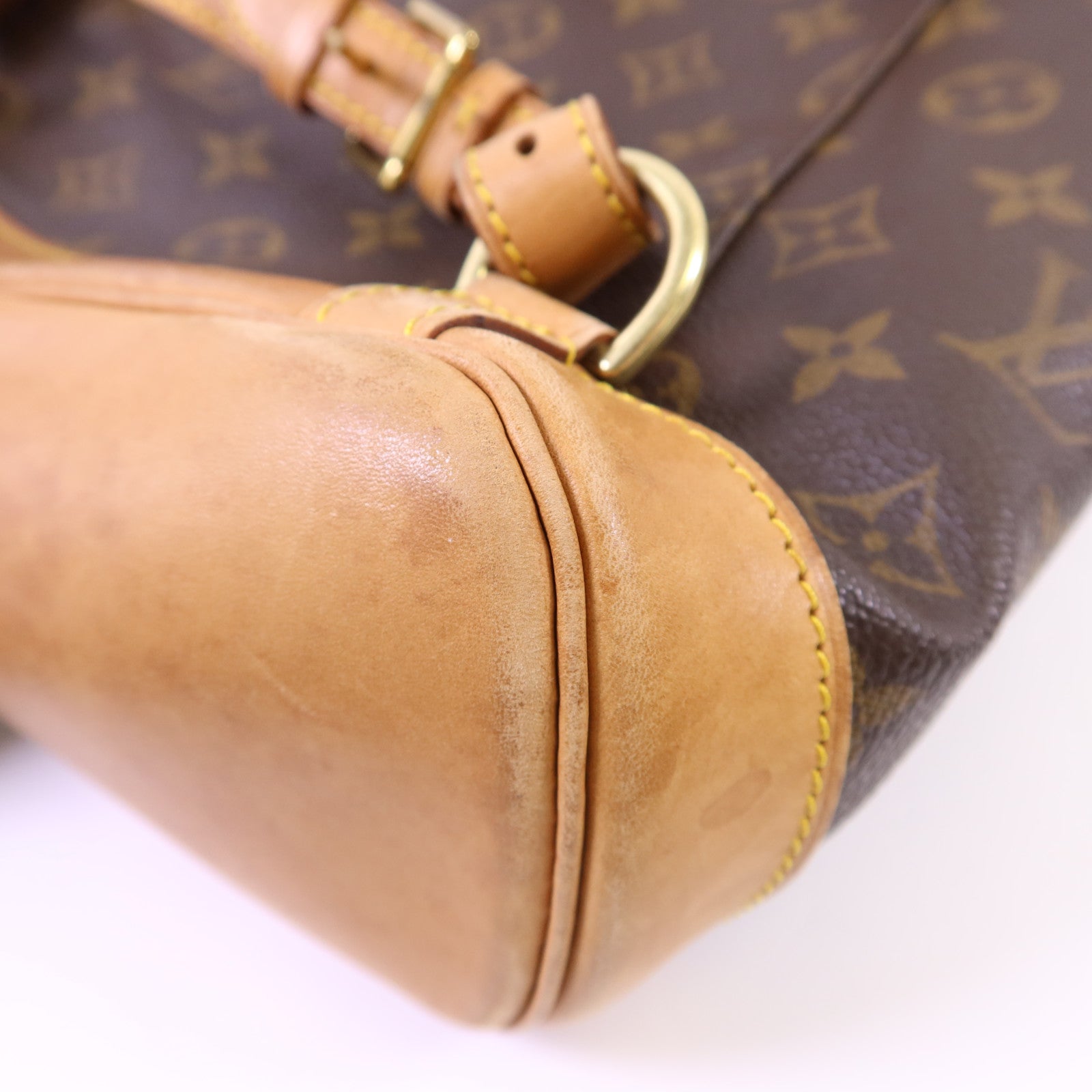 LOUIS VUITTON 【激減優惠】Monogram Montsouris MM Backpack金扣背包