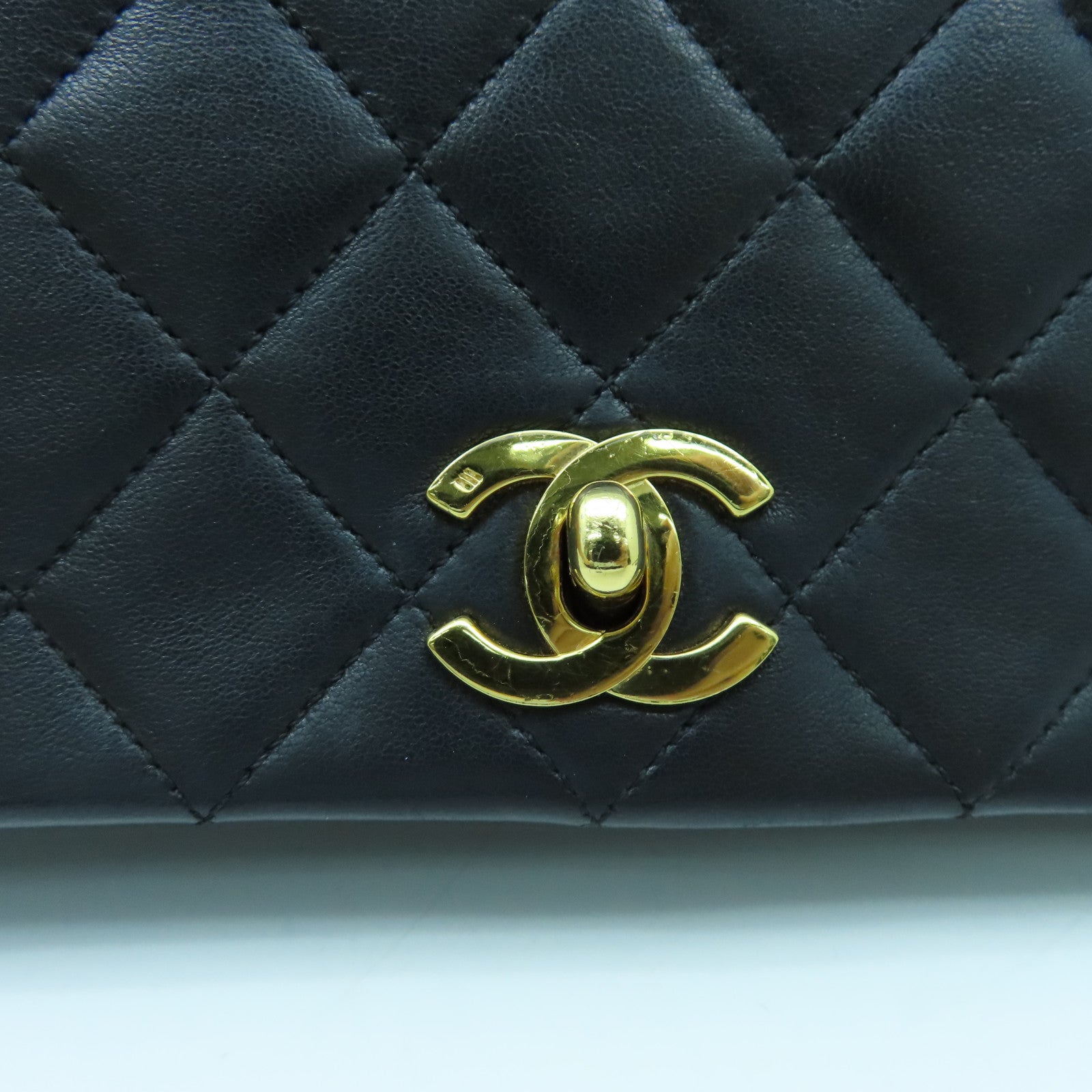 CHANEL 【激減優惠】菱格羊皮皮革Chain Shoulder金扣鏈帶肩背袋黑色