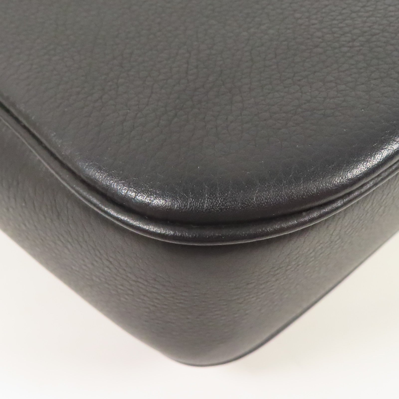 LOUIS VUITTON 牛皮皮革Lockme Tender金扣手挽肩背兩用袋