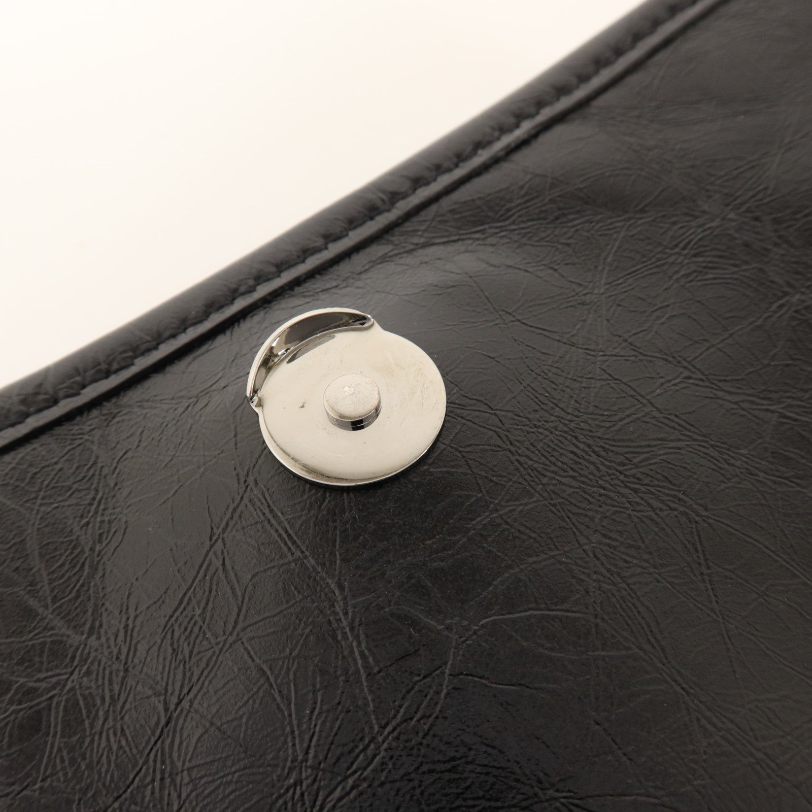 SAINT LAURENT 牛皮皮革Niki Medium銀扣鏈帶肩背袋
