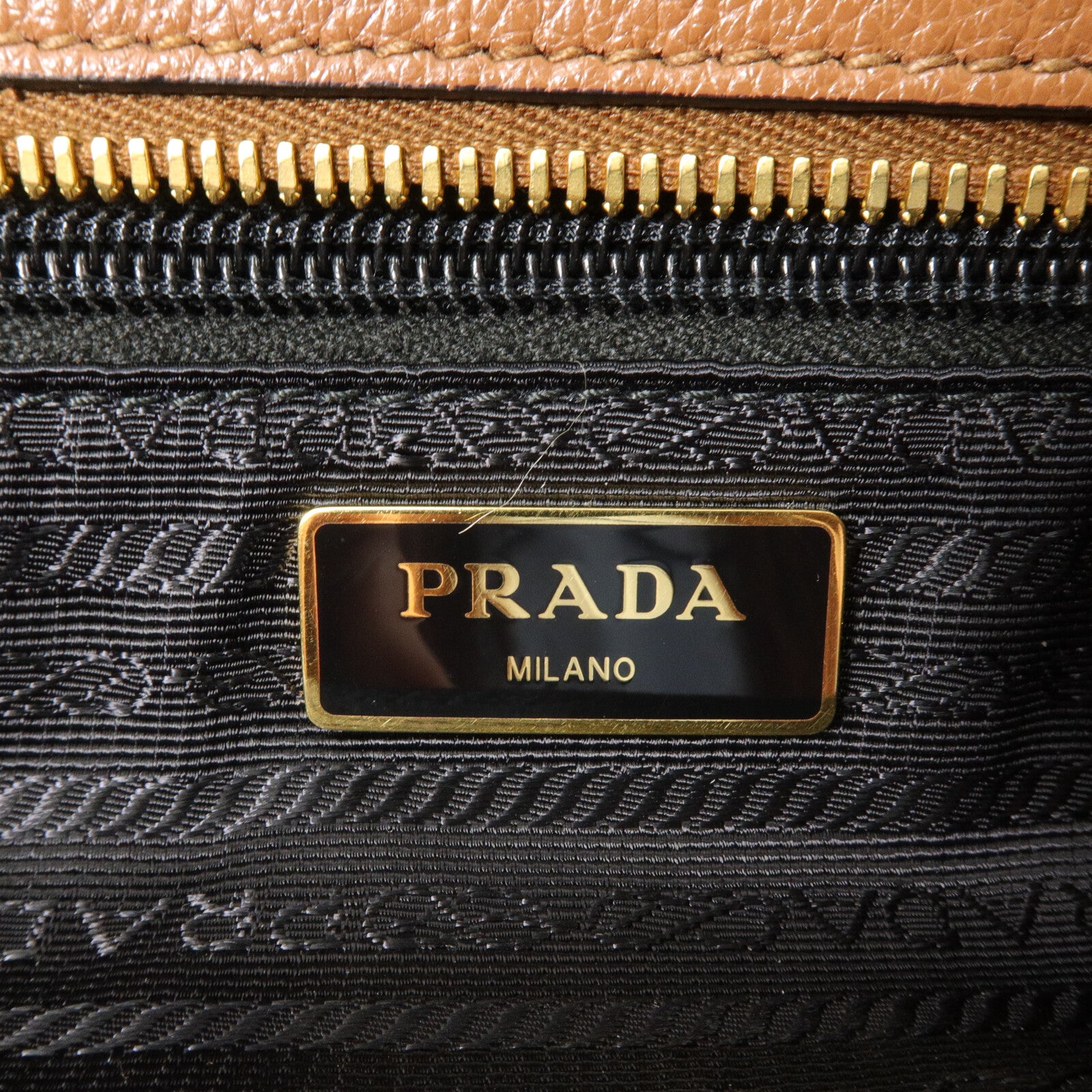 PRADA 牛皮皮革Shoulder Bag肩背袋
