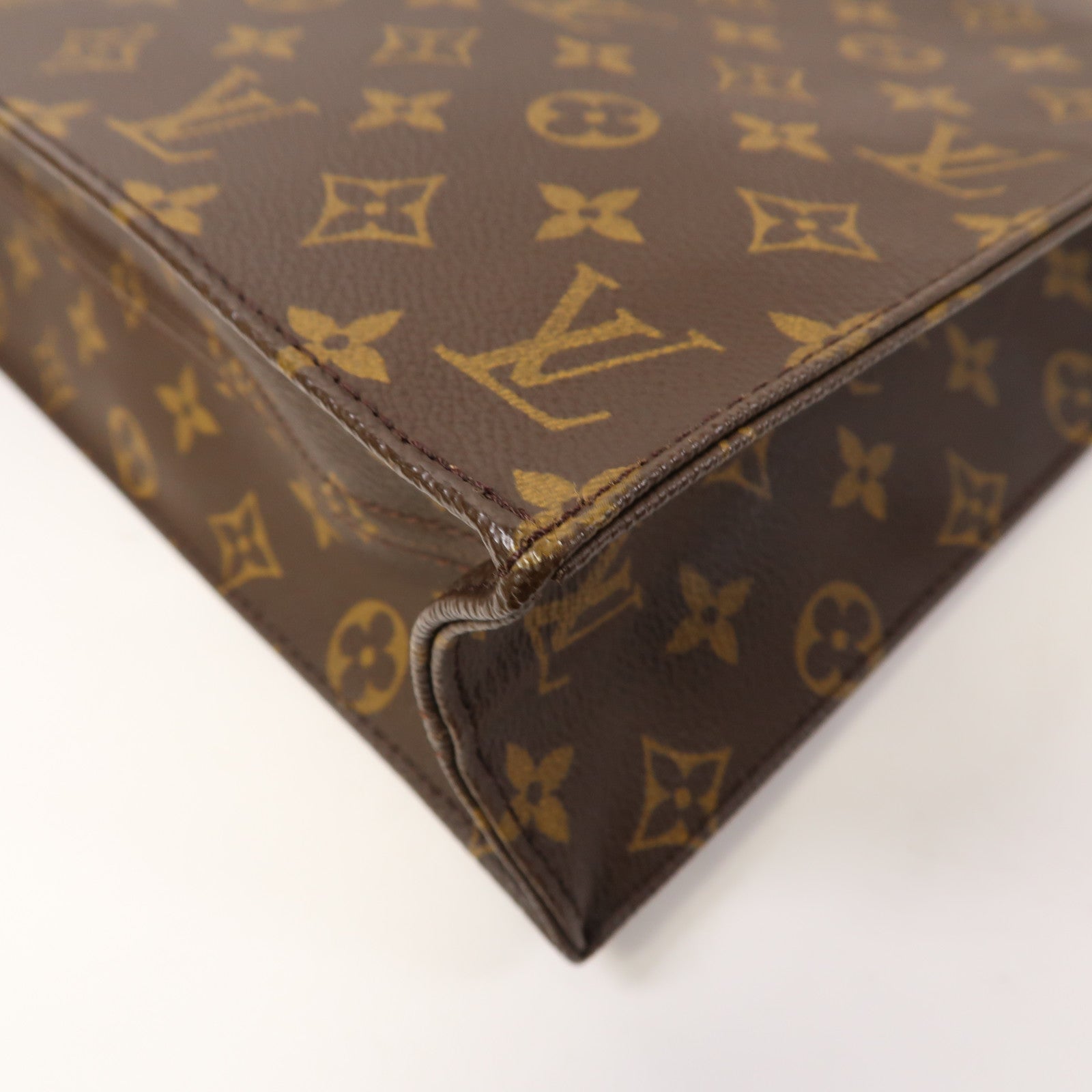 LOUIS VUITTON Monogram Sac Plat金扣手挽袋啡色
