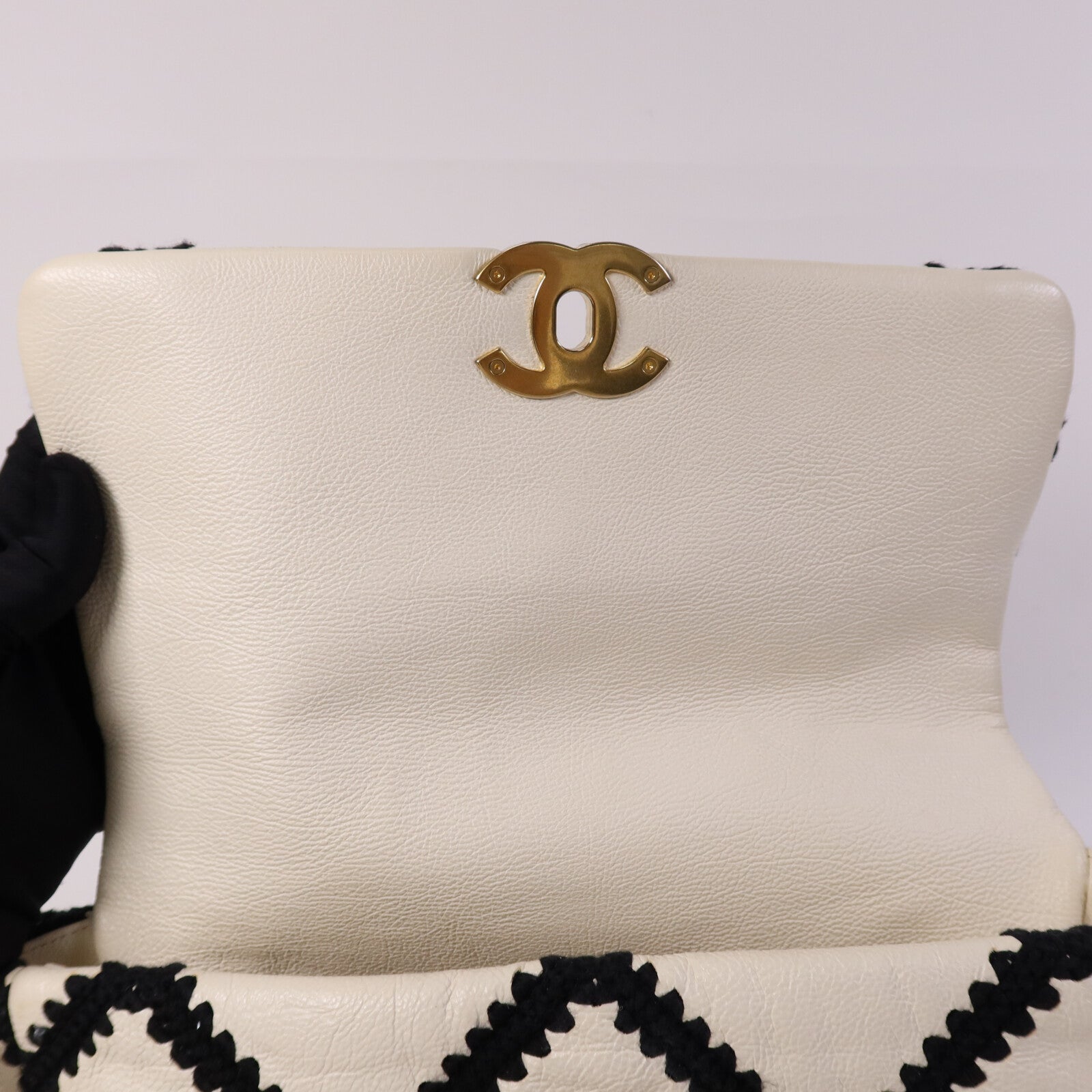 CHANEL 牛皮皮革Chanel 19 Large金扣鏈帶手挽肩背兩用袋