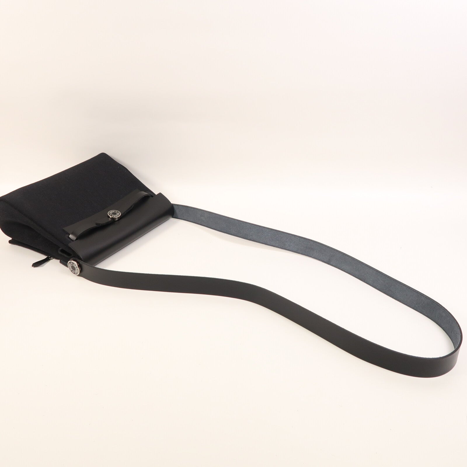 HERMES 帆布Mini Herbag肩背袋