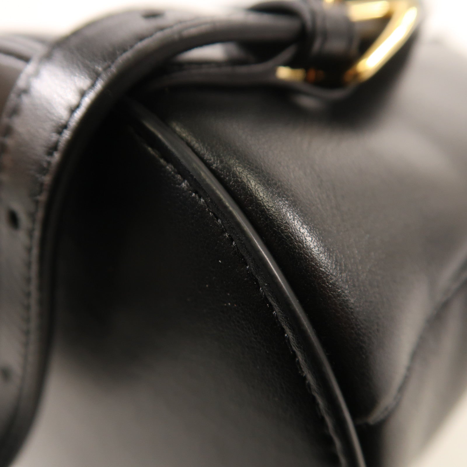 CELINE 牛皮皮革Bonnie金扣背包