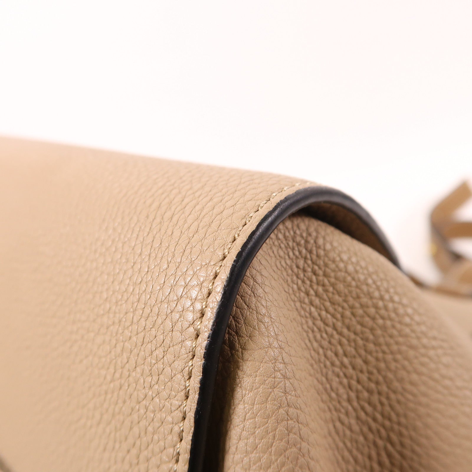 LOEWE 牛皮皮革Hammock金扣手挽肩背兩用袋