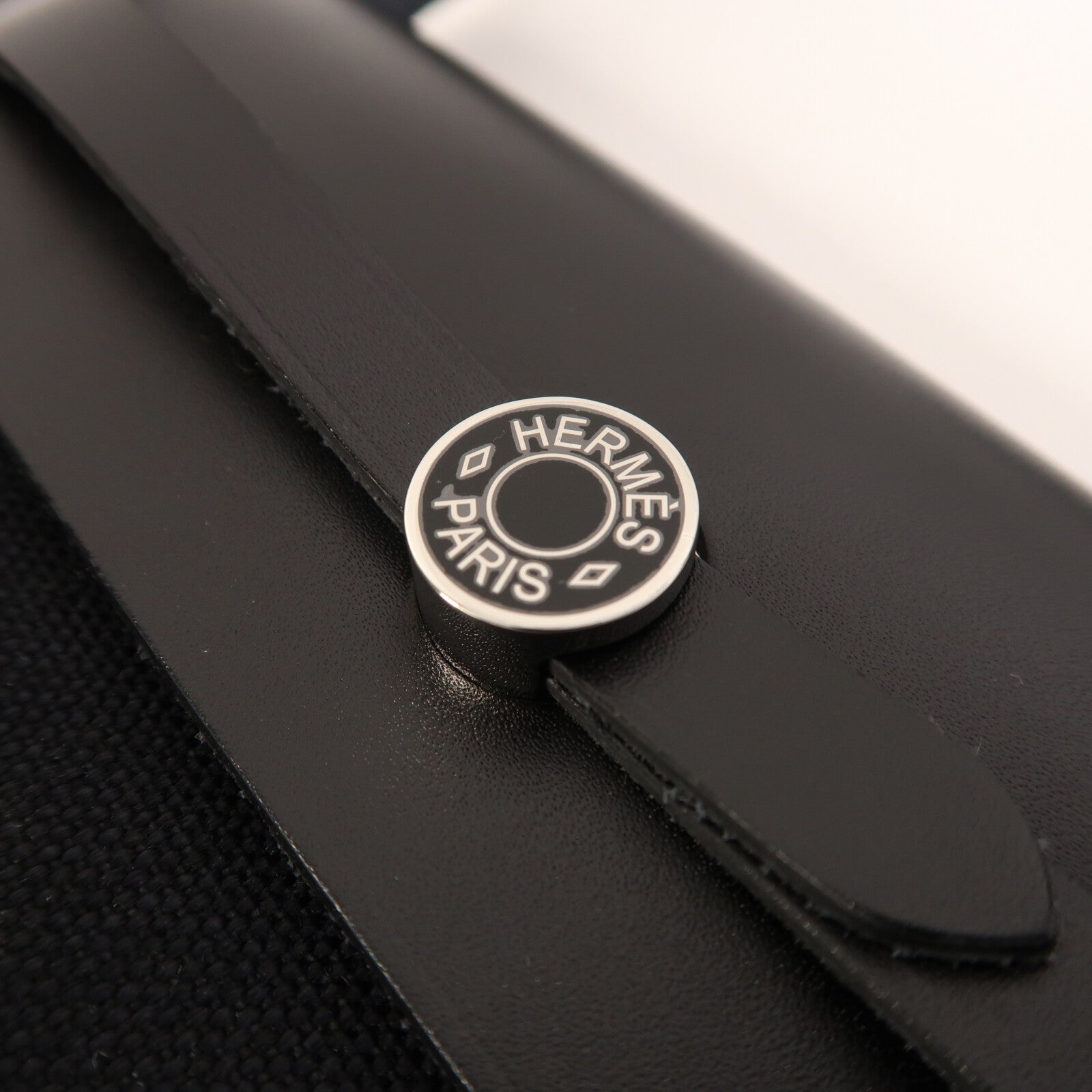 HERMES 帆布Mini Herbag肩背袋