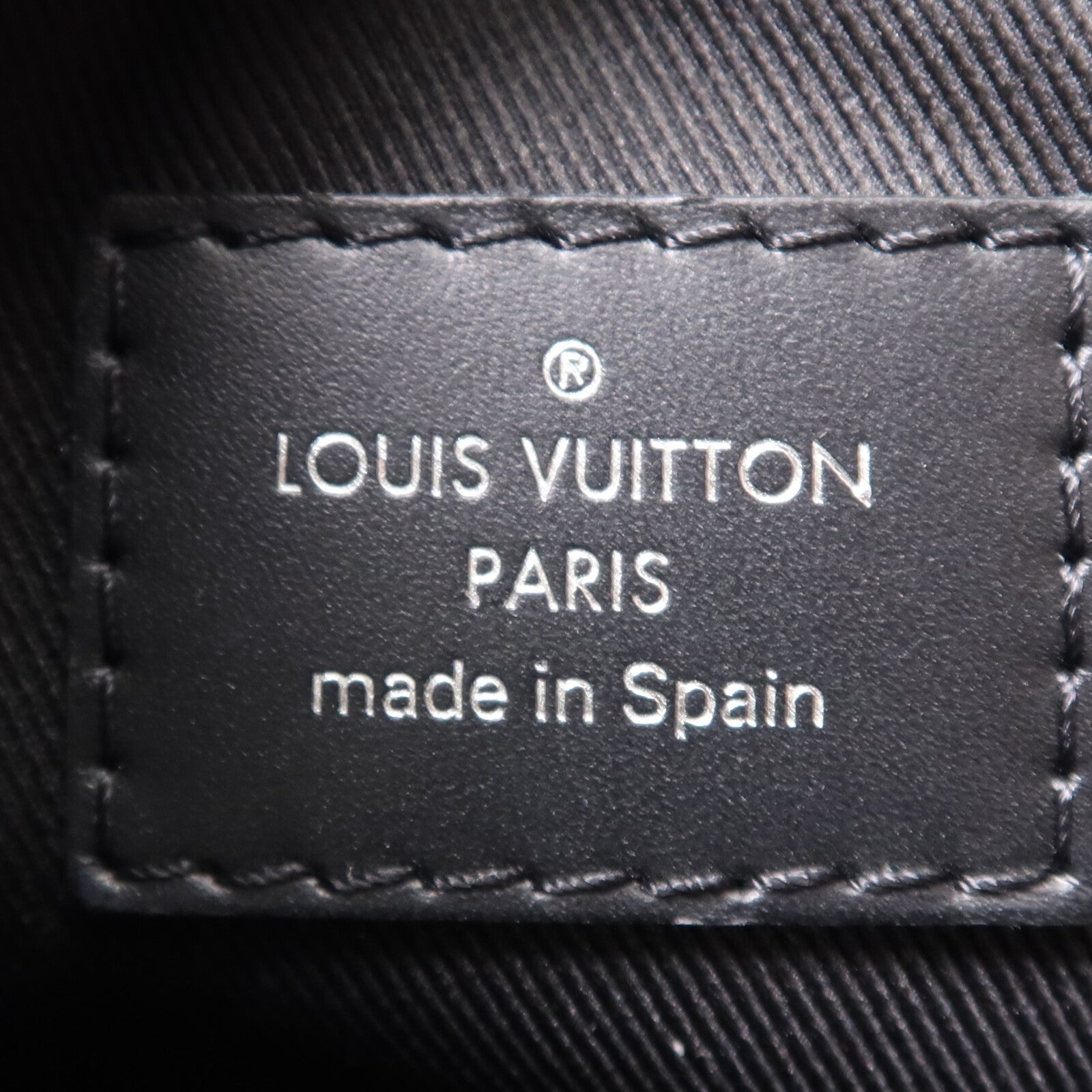 LOUIS VUITTON Epi Danbe銀扣肩背袋