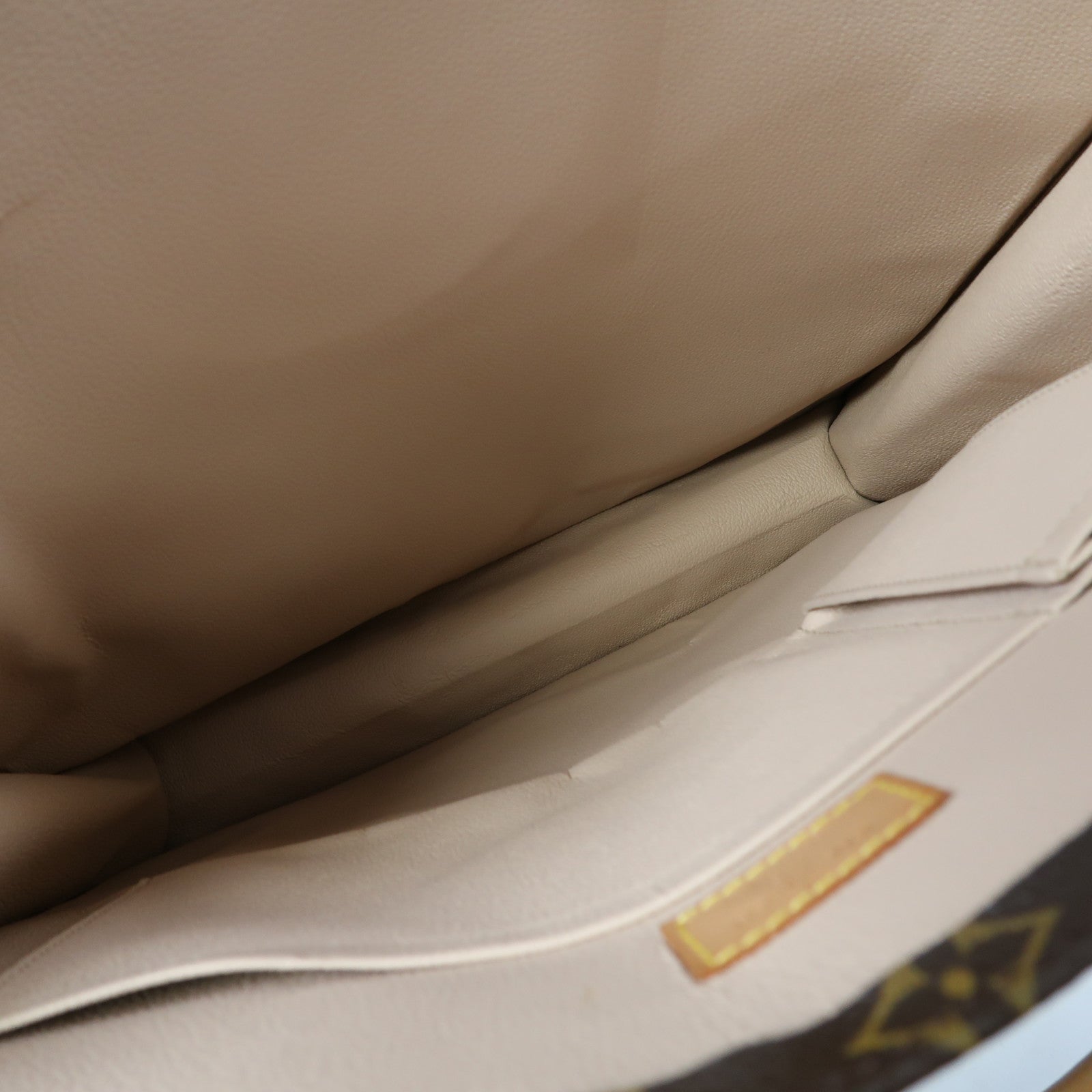 LOUIS VUITTON Monogram Sac Plat金扣手挽袋啡色