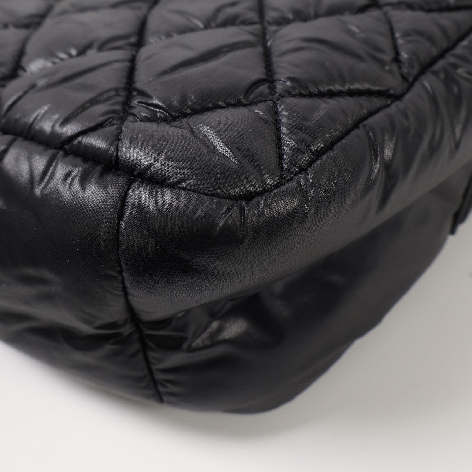 CHANEL 尼龍Coco Cocoon Messenger銀扣肩背袋