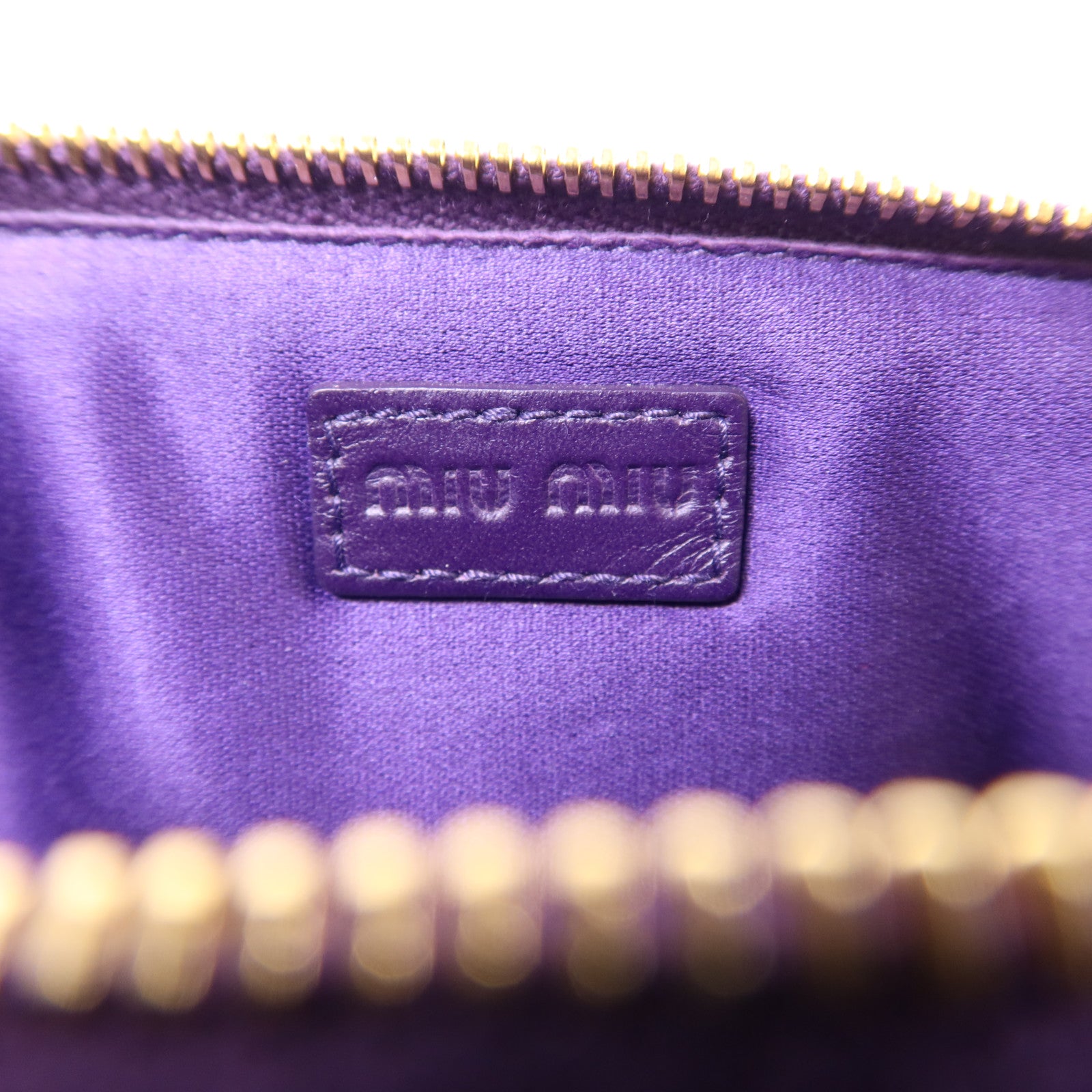 Miu Miu 羊皮皮革Handbag金扣手挽袋