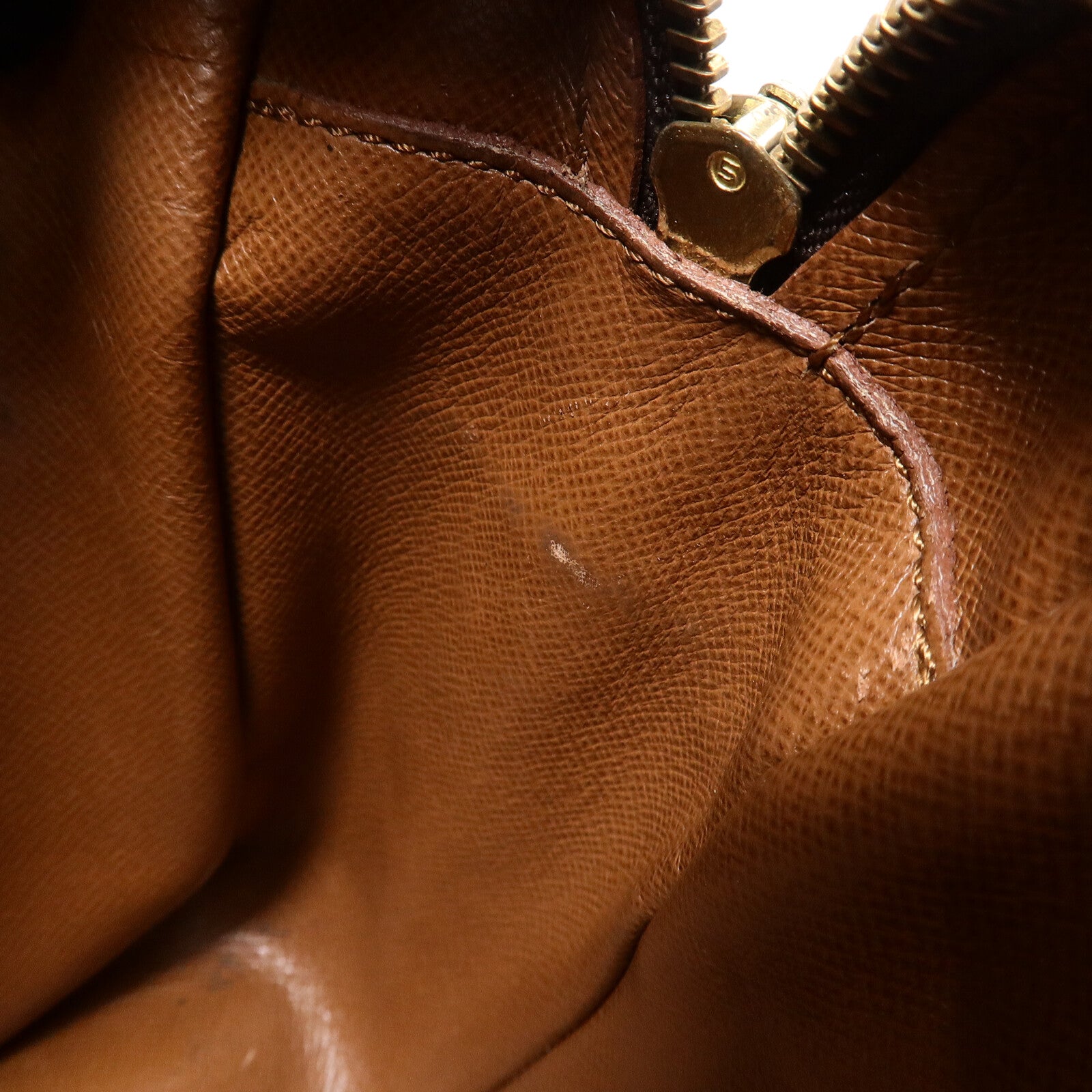 LOUIS VUITTON 【激減優惠】Monogram Nile肩背袋