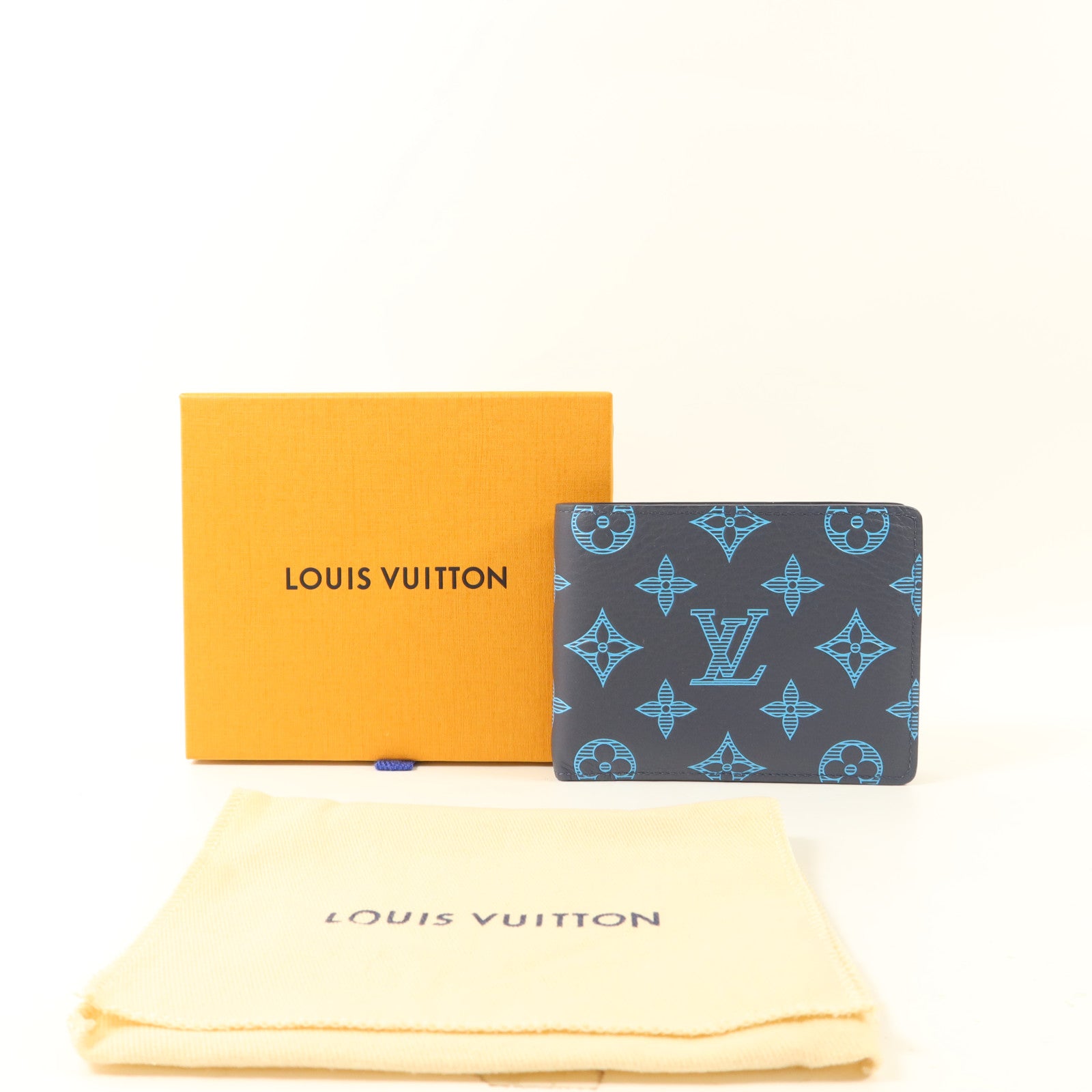 LOUIS VUITTON Monogram Shadow Multiple Bifold Wallet錢包