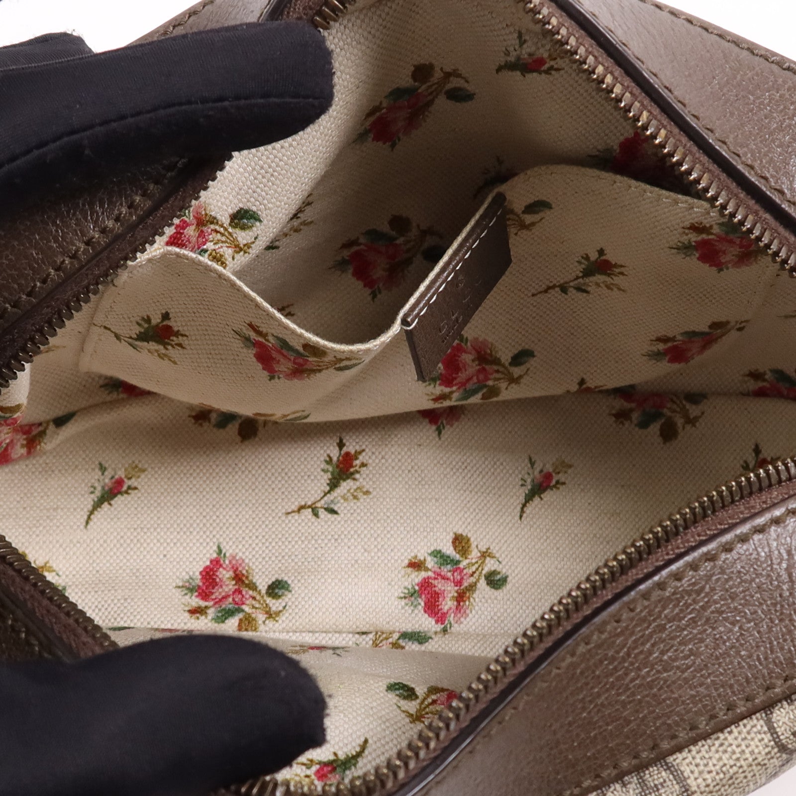 GUCCI 塗層帆布Supreme Messenger金扣肩背袋