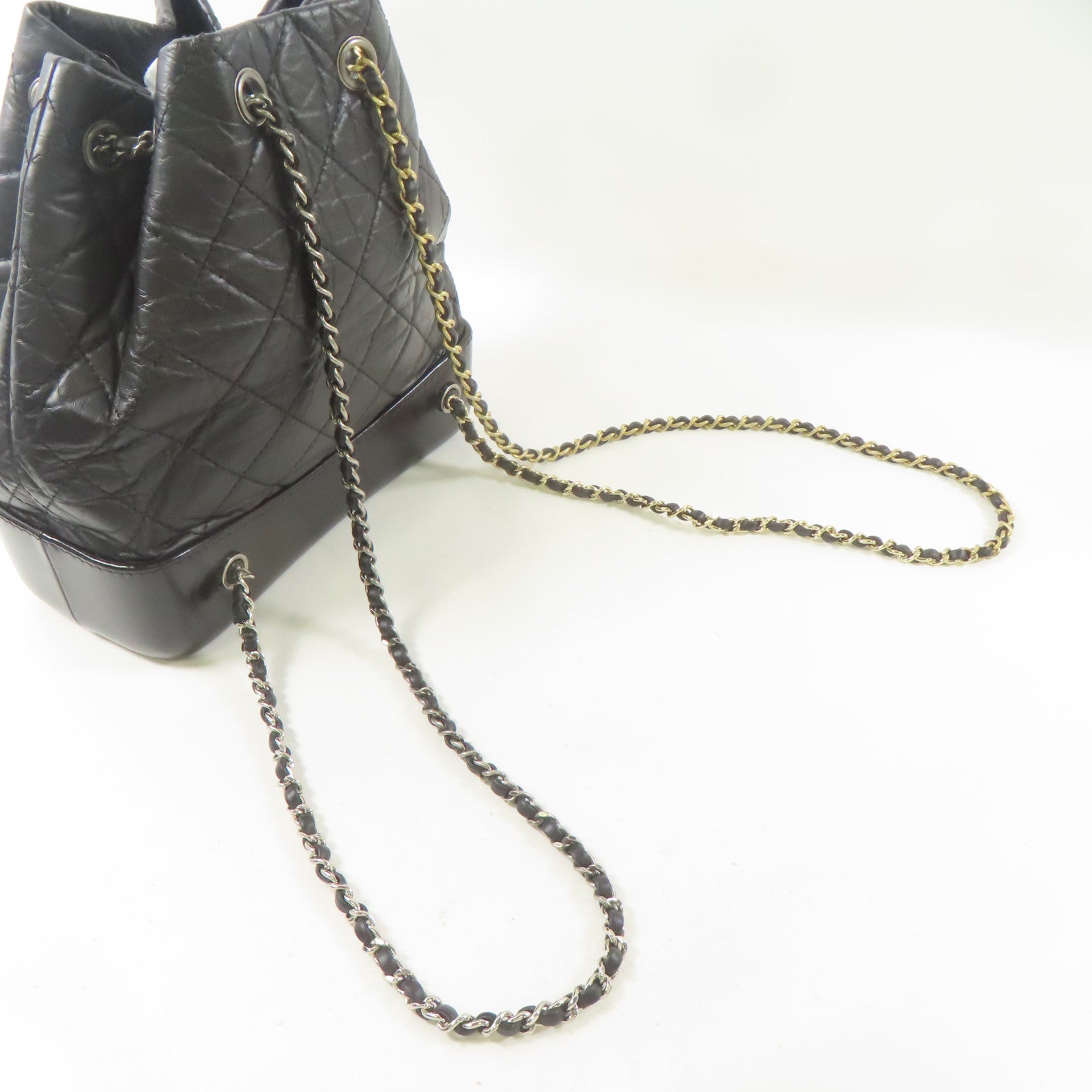 CHANEL 羊皮皮革Gabrielle Backpack銀扣/金扣鏈帶背包黑色