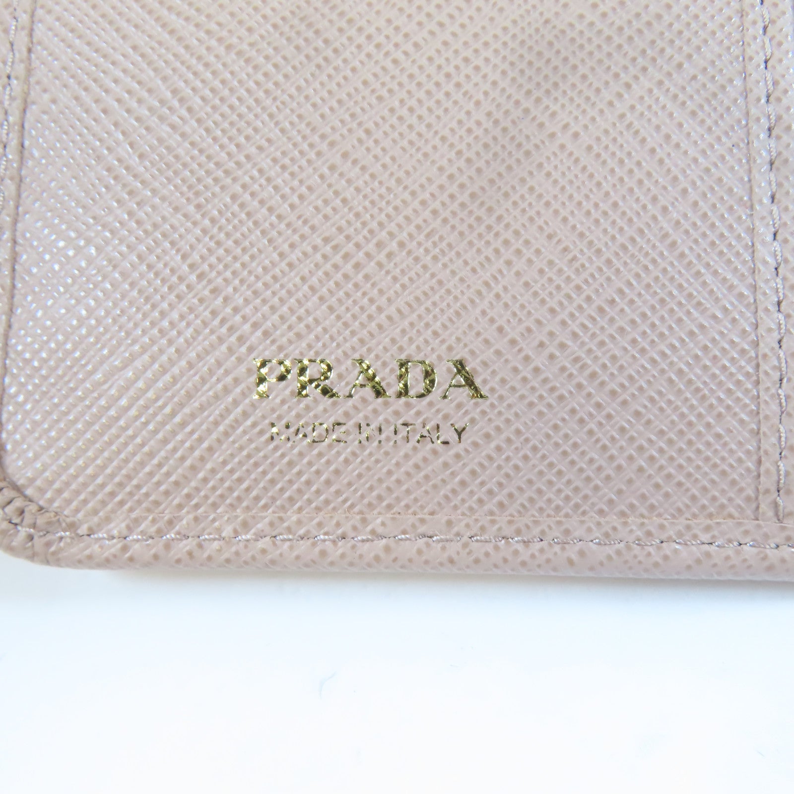 PRADA 牛皮皮革Wallet金扣錢包米色