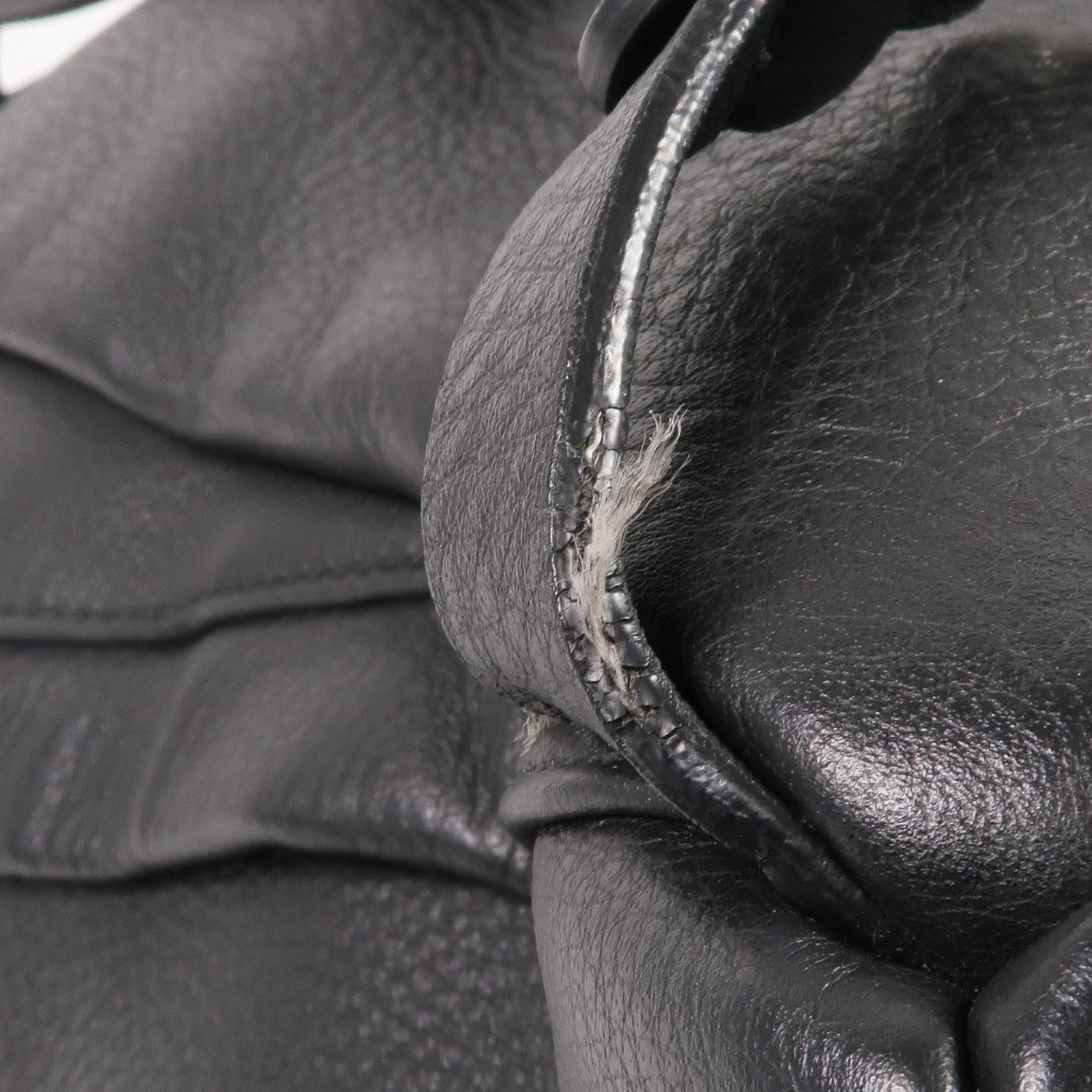 BALENCIAGA 牛皮皮革Everyday Backpack銀扣背包