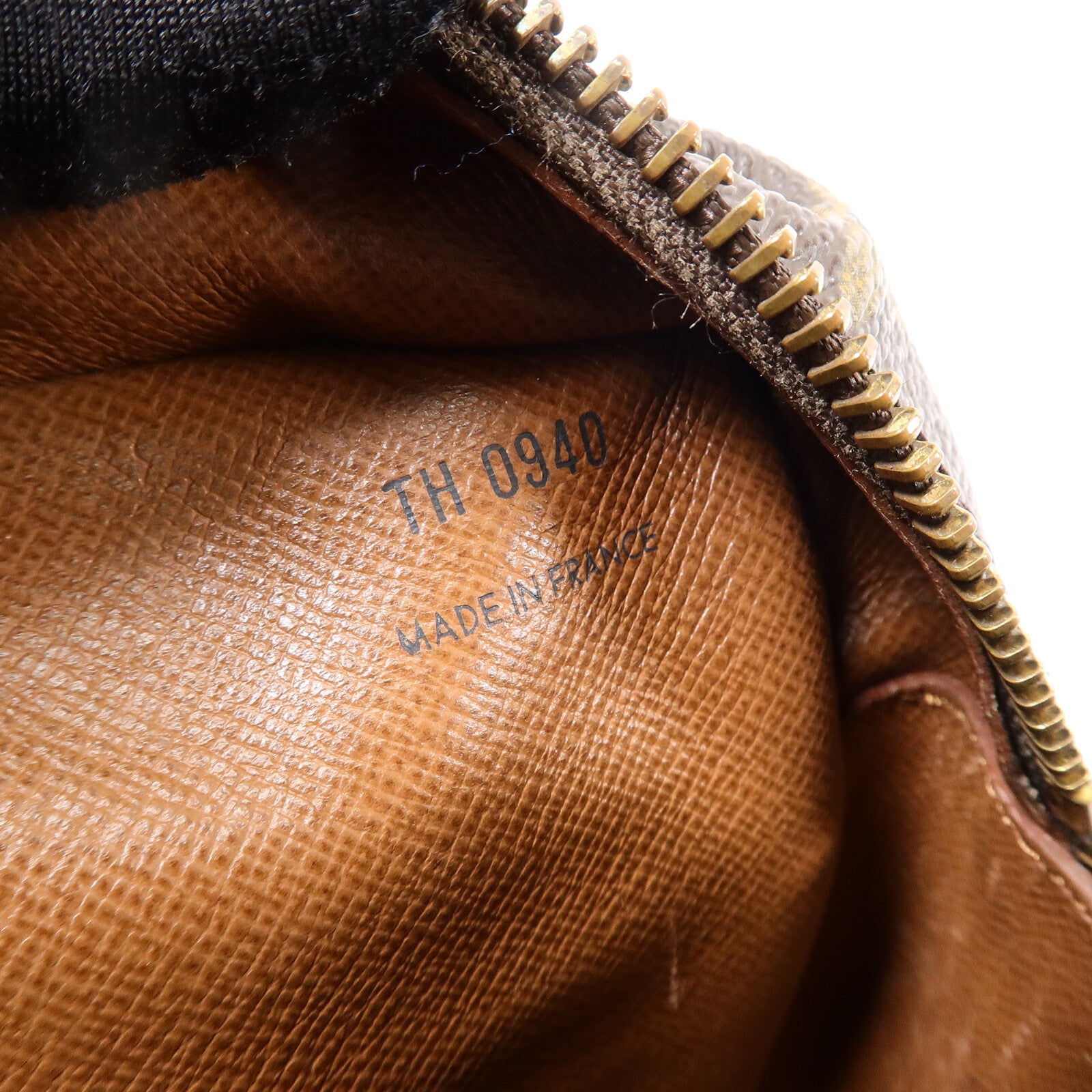 LOUIS VUITTON 【激減優惠】Monogram Nile肩背袋