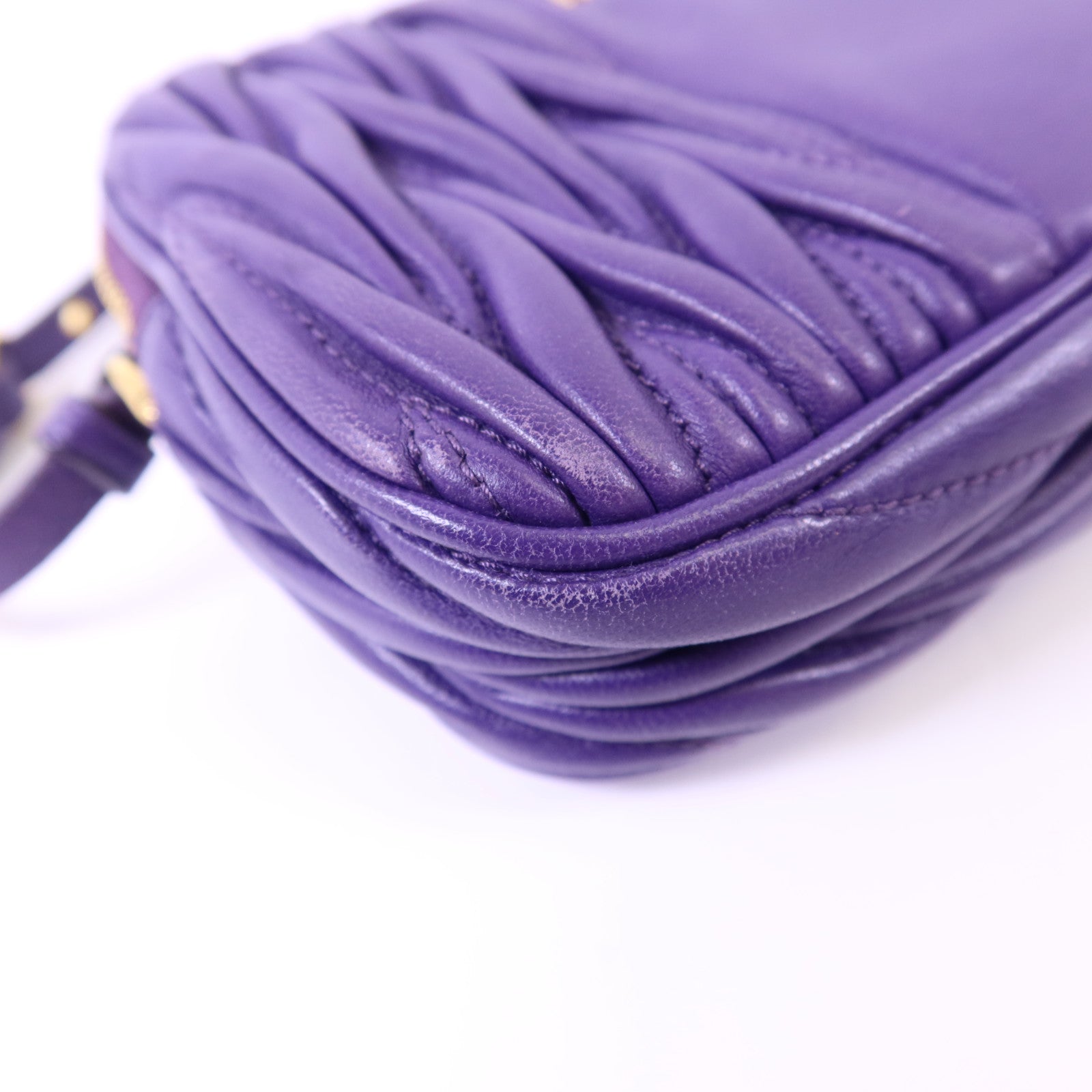 Miu Miu 羊皮皮革Handbag金扣手挽袋