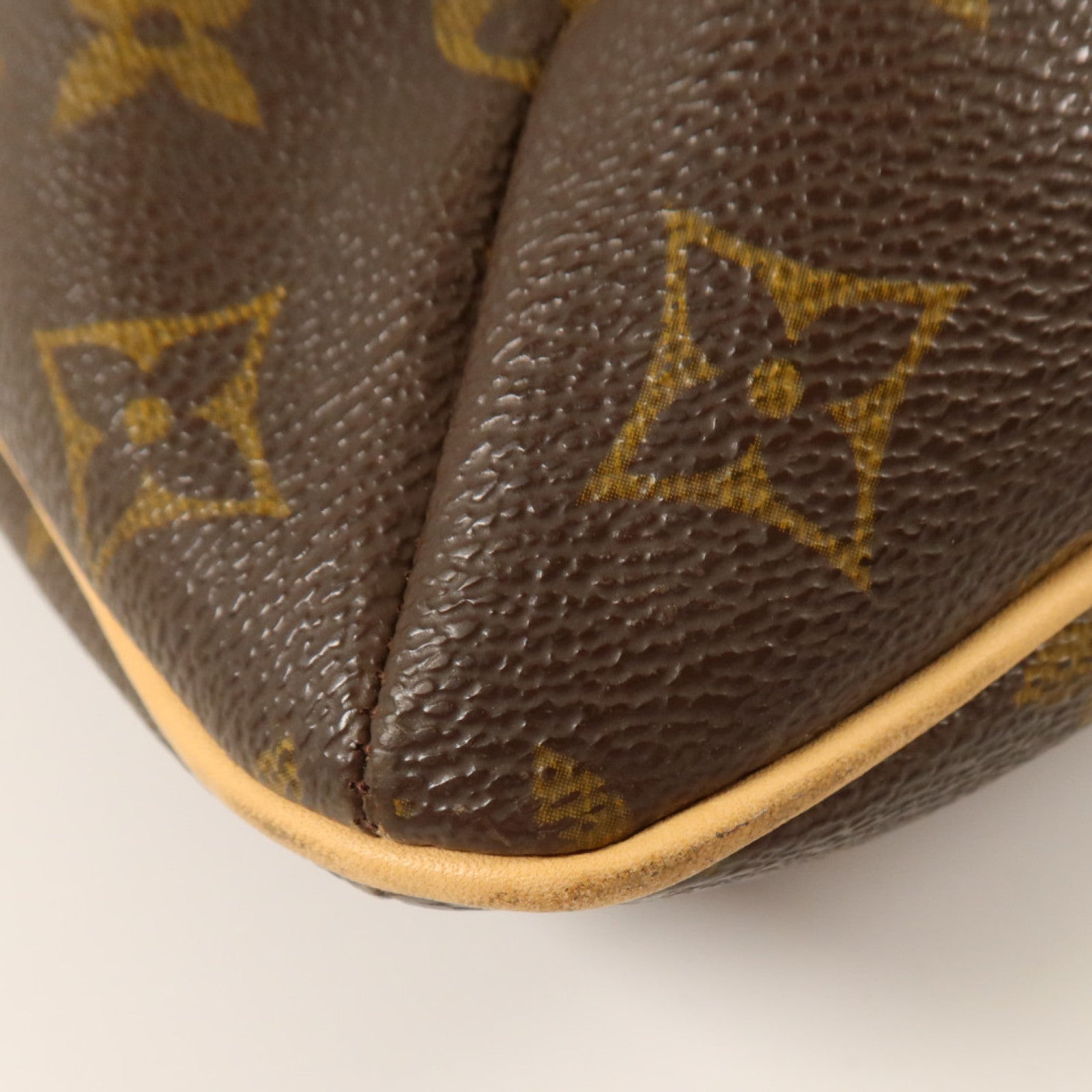 LOUIS VUITTON Monogram Musette金扣肩背袋