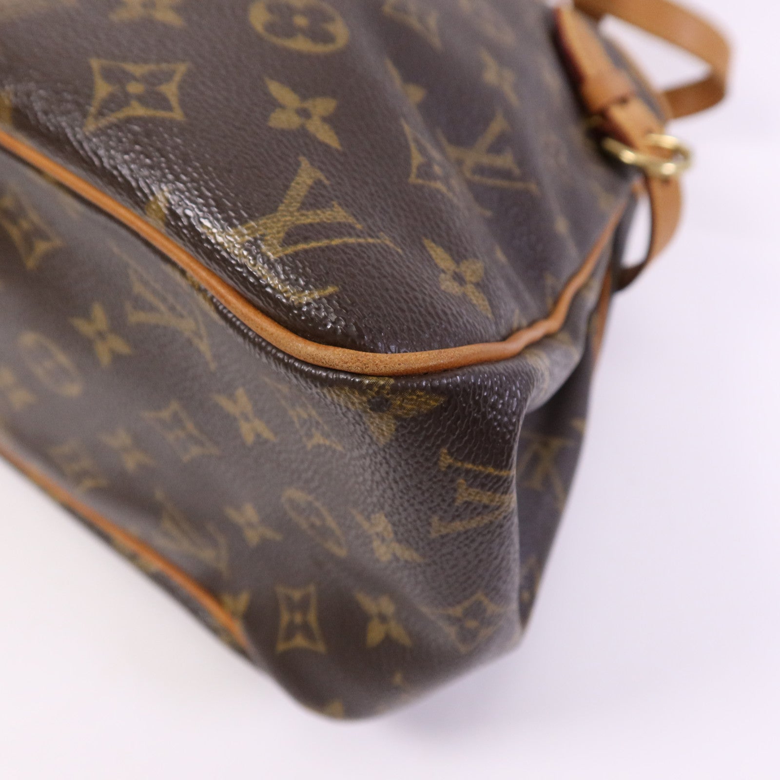LOUIS VUITTON 【激減優惠】Monogram Batignolles Horizontal金扣肩背袋