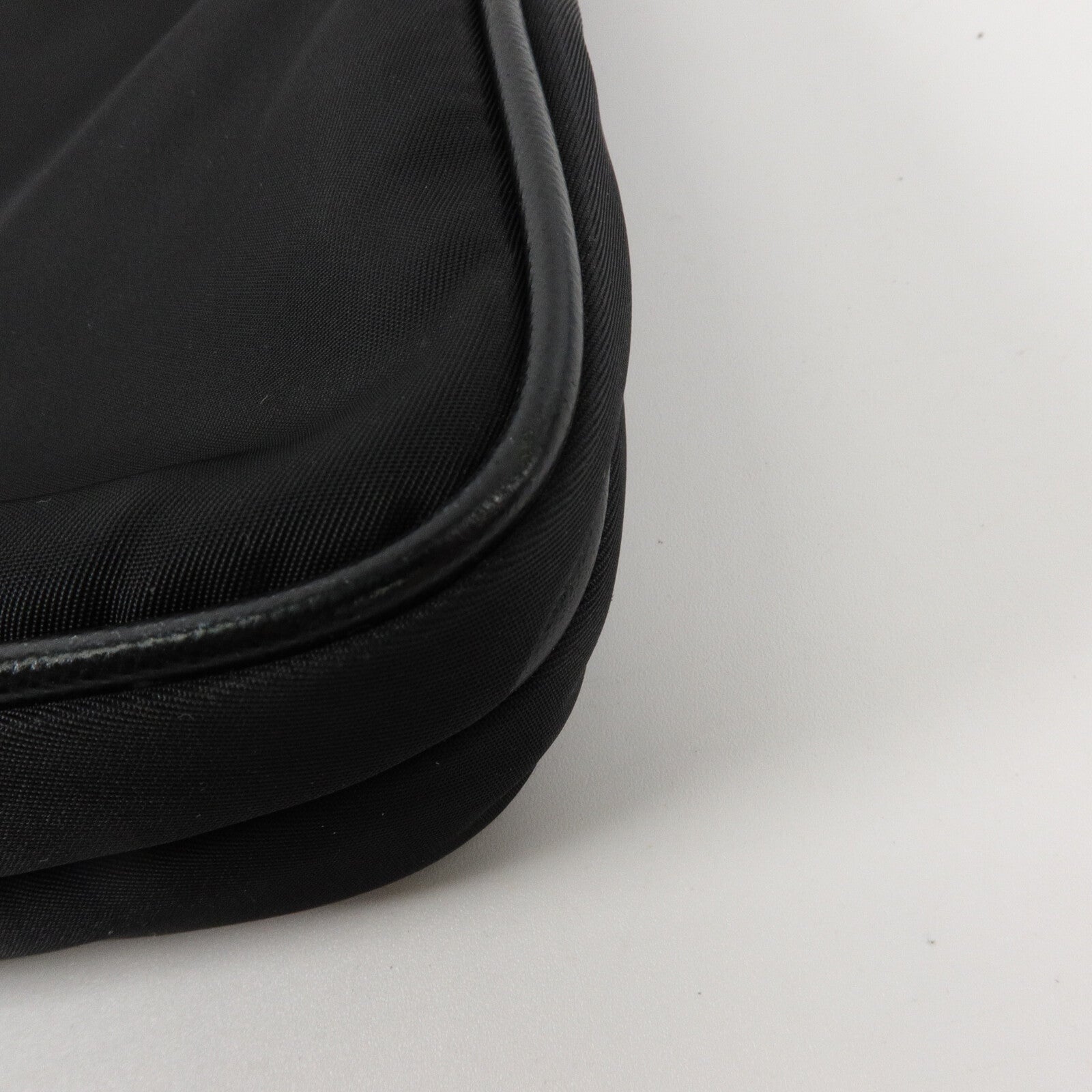 PRADA 尼龍Shoulder Bag肩背袋