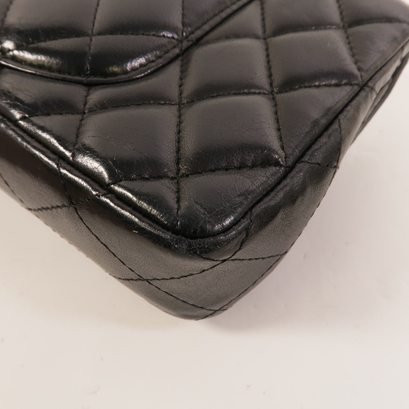CHANEL 羊皮皮革Classic East West Baguette Bag肩背袋
