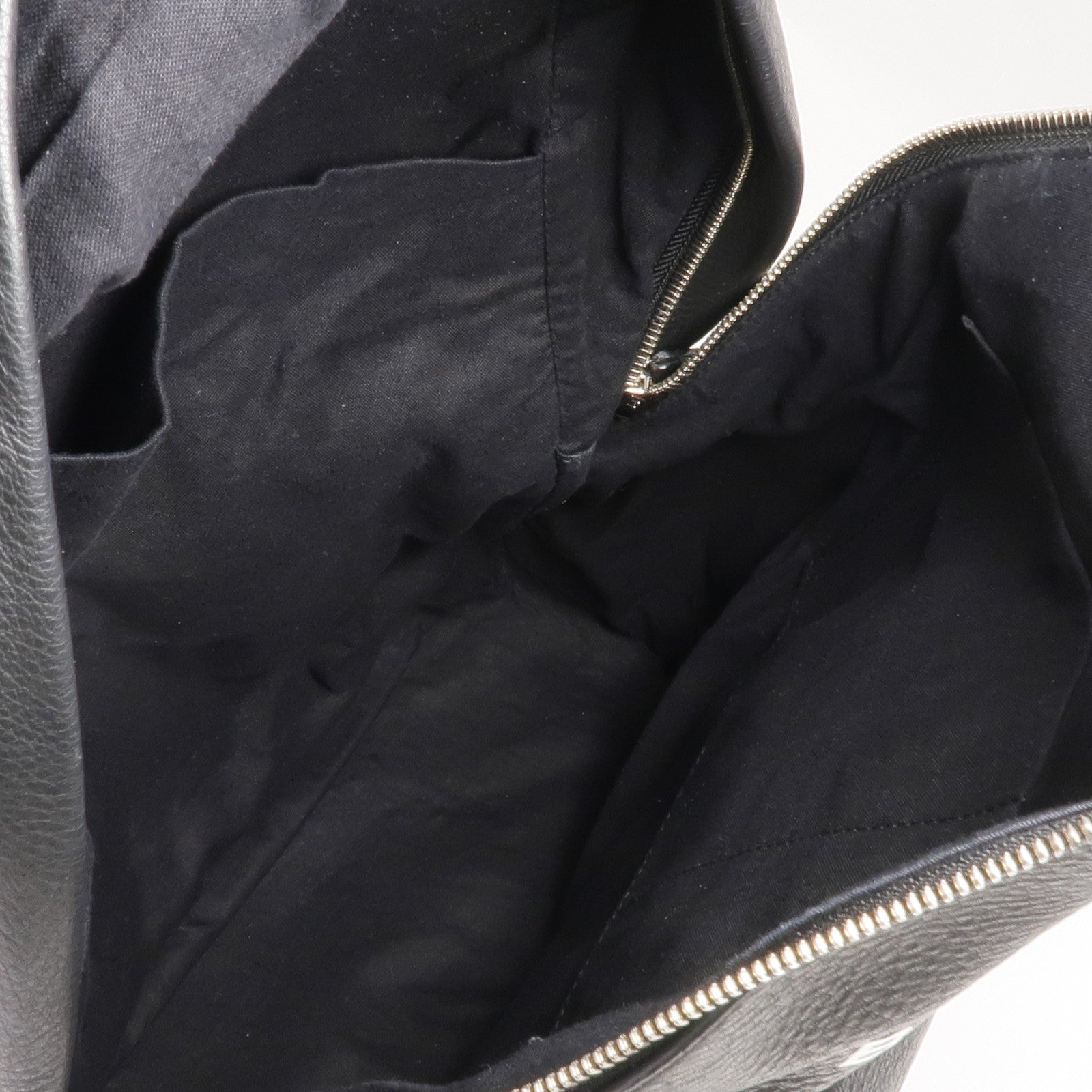 BALENCIAGA 牛皮皮革Everyday Backpack銀扣背包