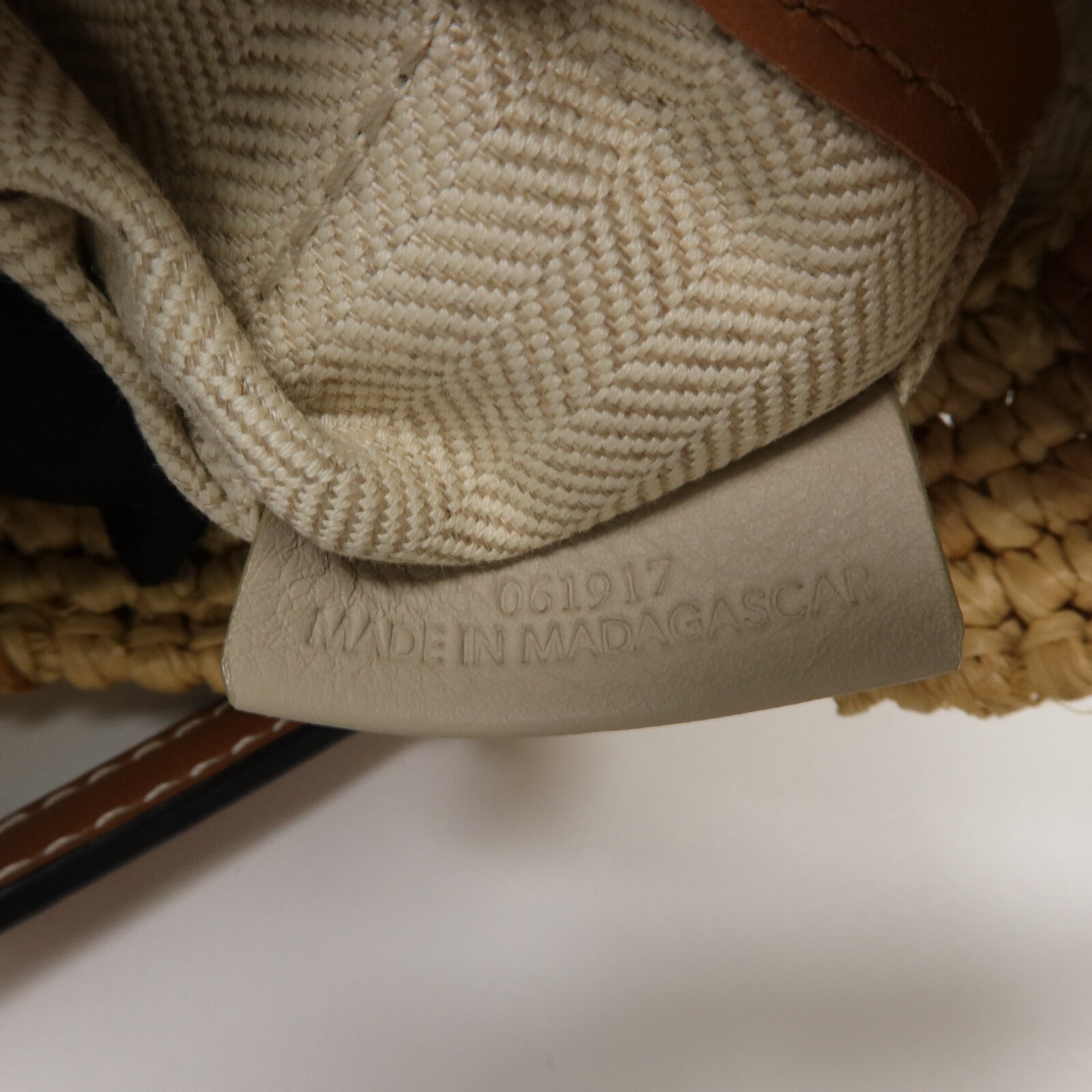 LOEWE Raffia/牛皮皮革Slit Pochette Bag肩背袋