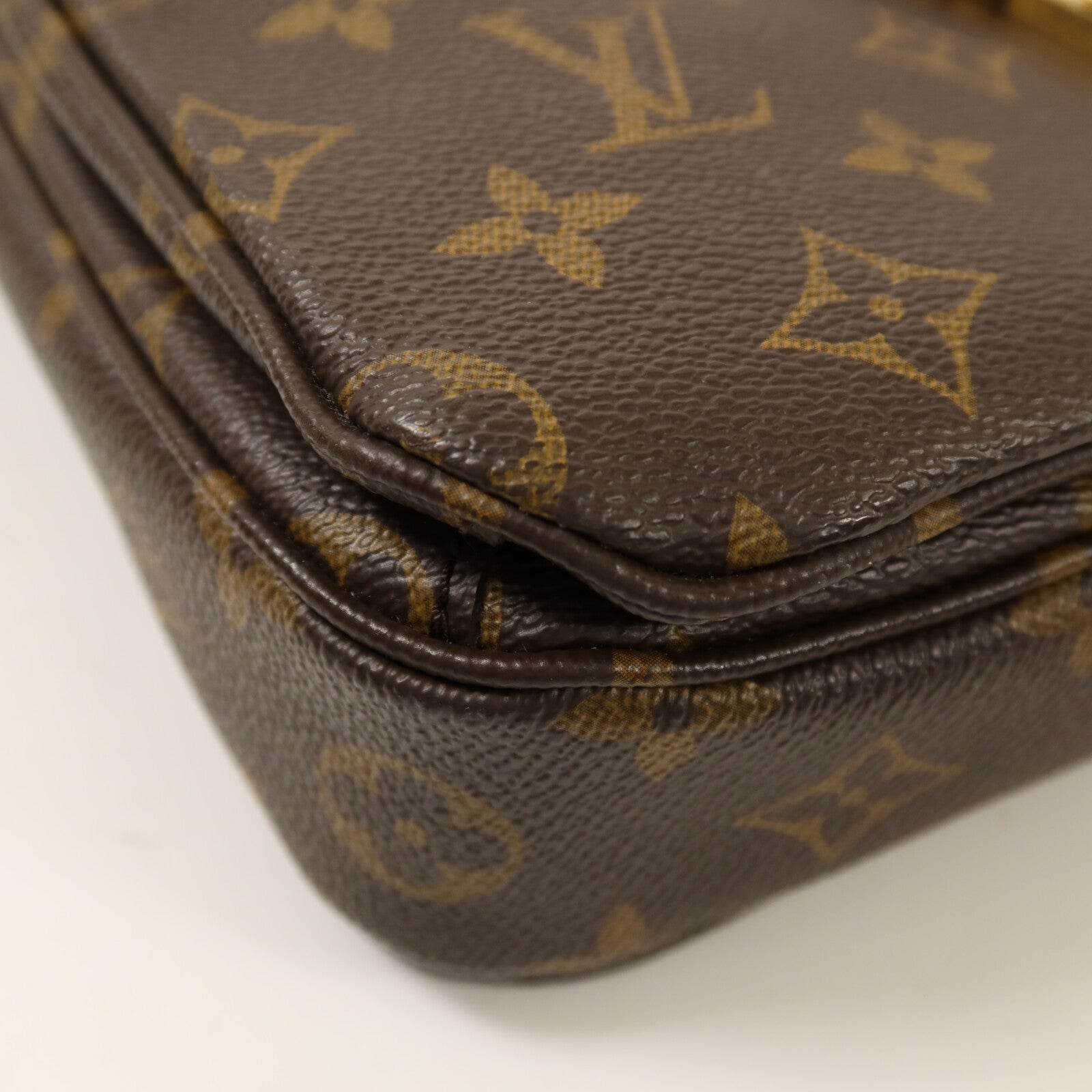LOUIS VUITTON Monogram Pochette Metis MM金扣手挽肩背兩用袋